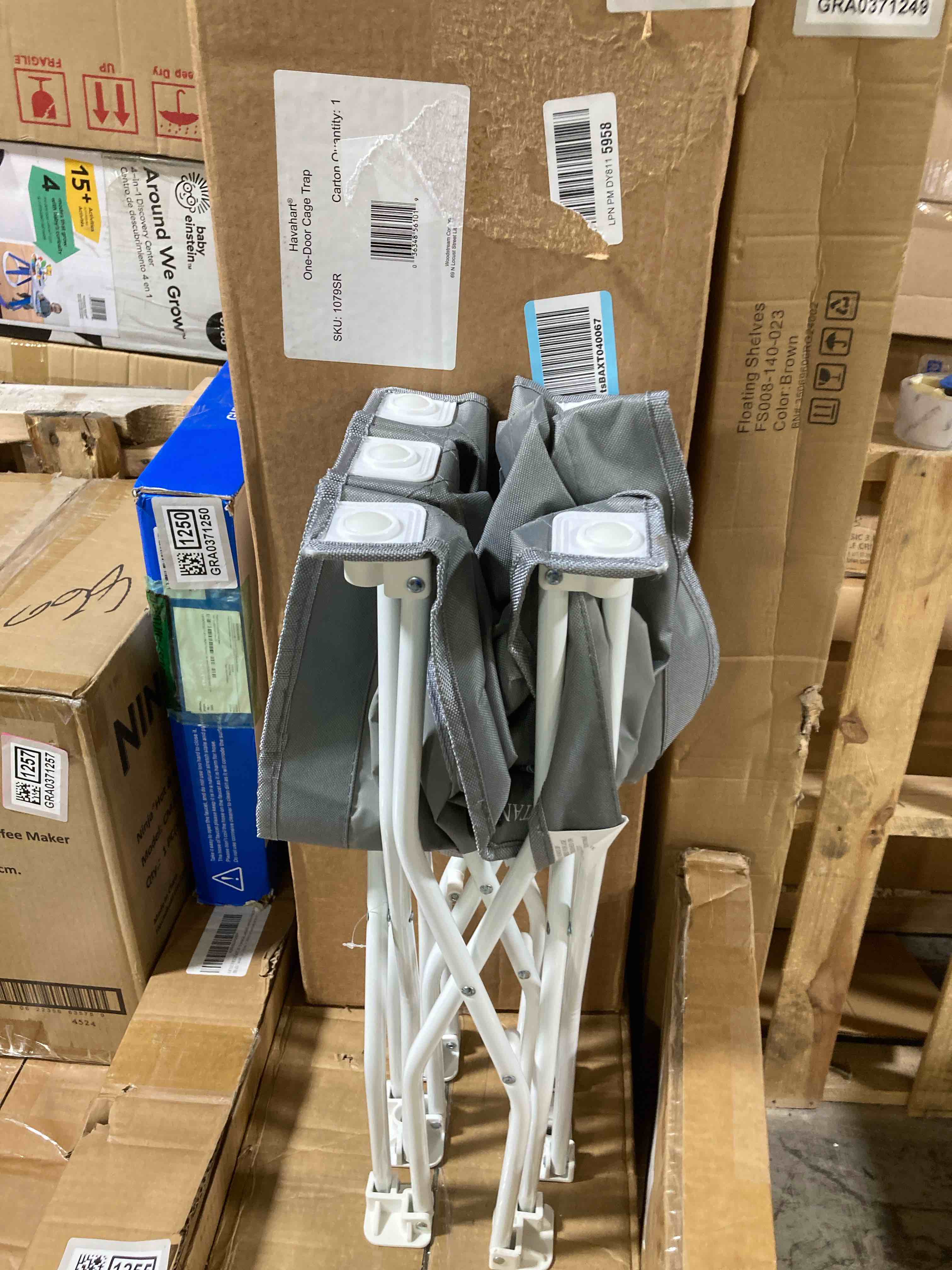 https://s3.amazonaws.com/lotting-images-prod/phillipi/GRA0371247_1756403997854.jpeg