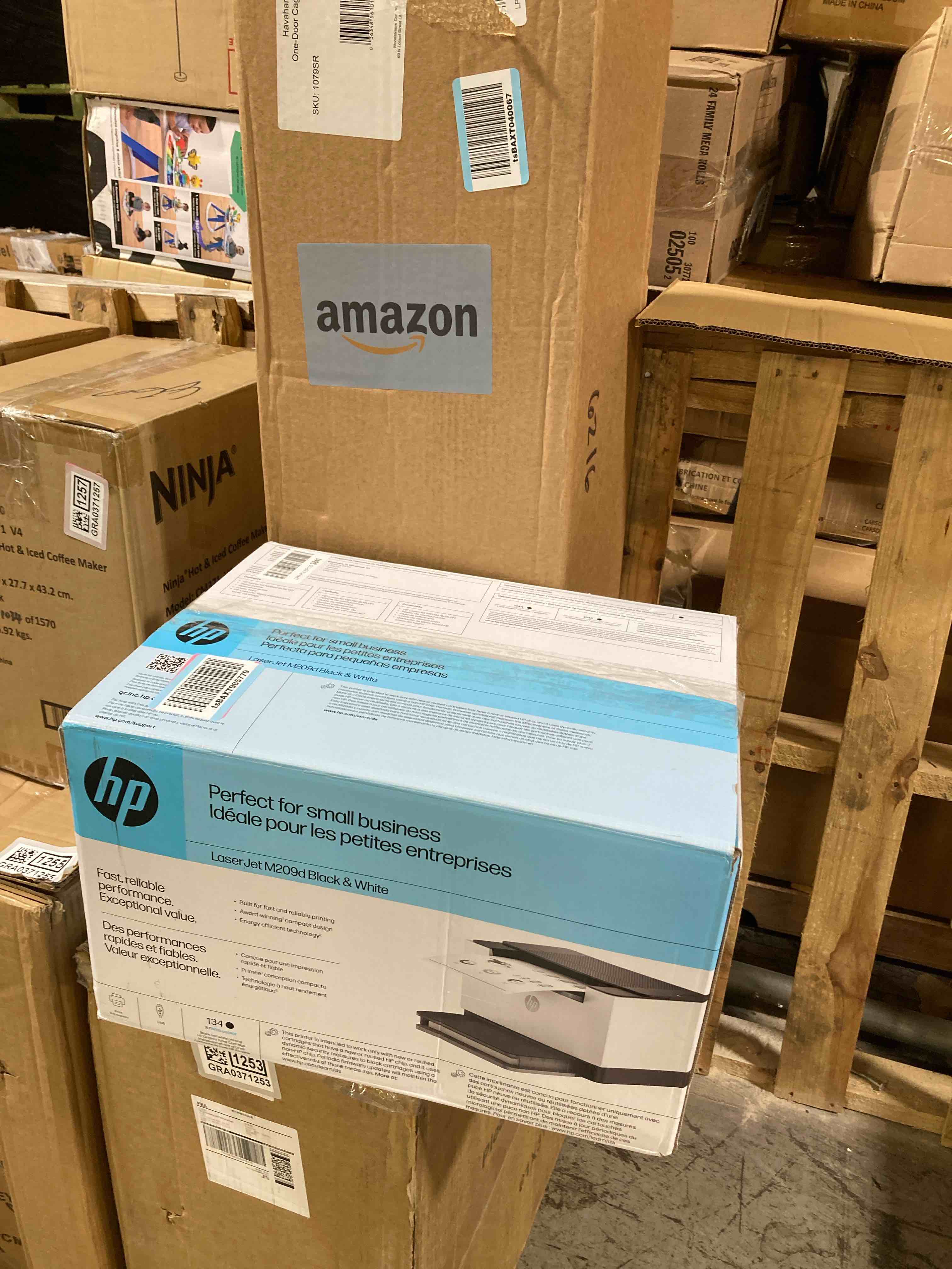 https://s3.amazonaws.com/lotting-images-prod/phillipi/GRA0371251_1756403317579.jpeg