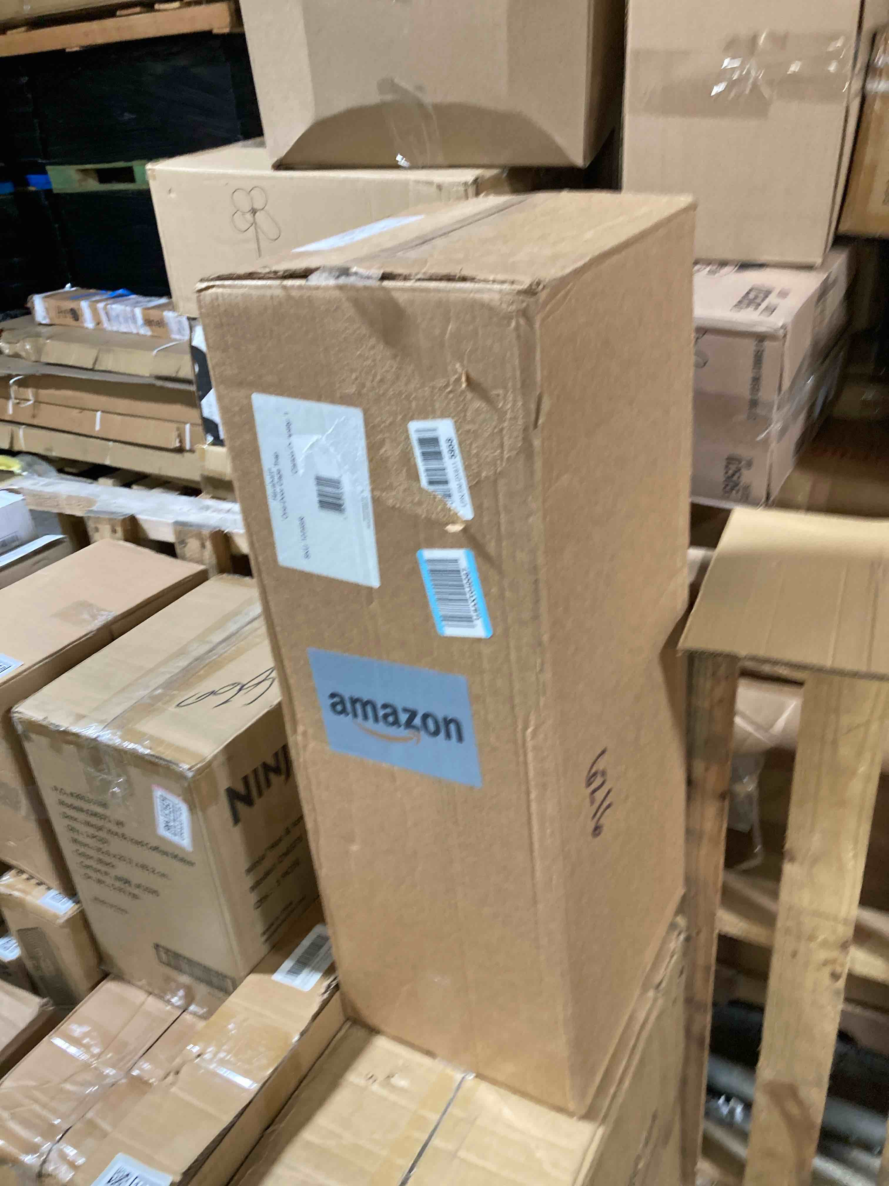https://s3.amazonaws.com/lotting-images-prod/phillipi/GRA0371252_1756403083811.jpeg