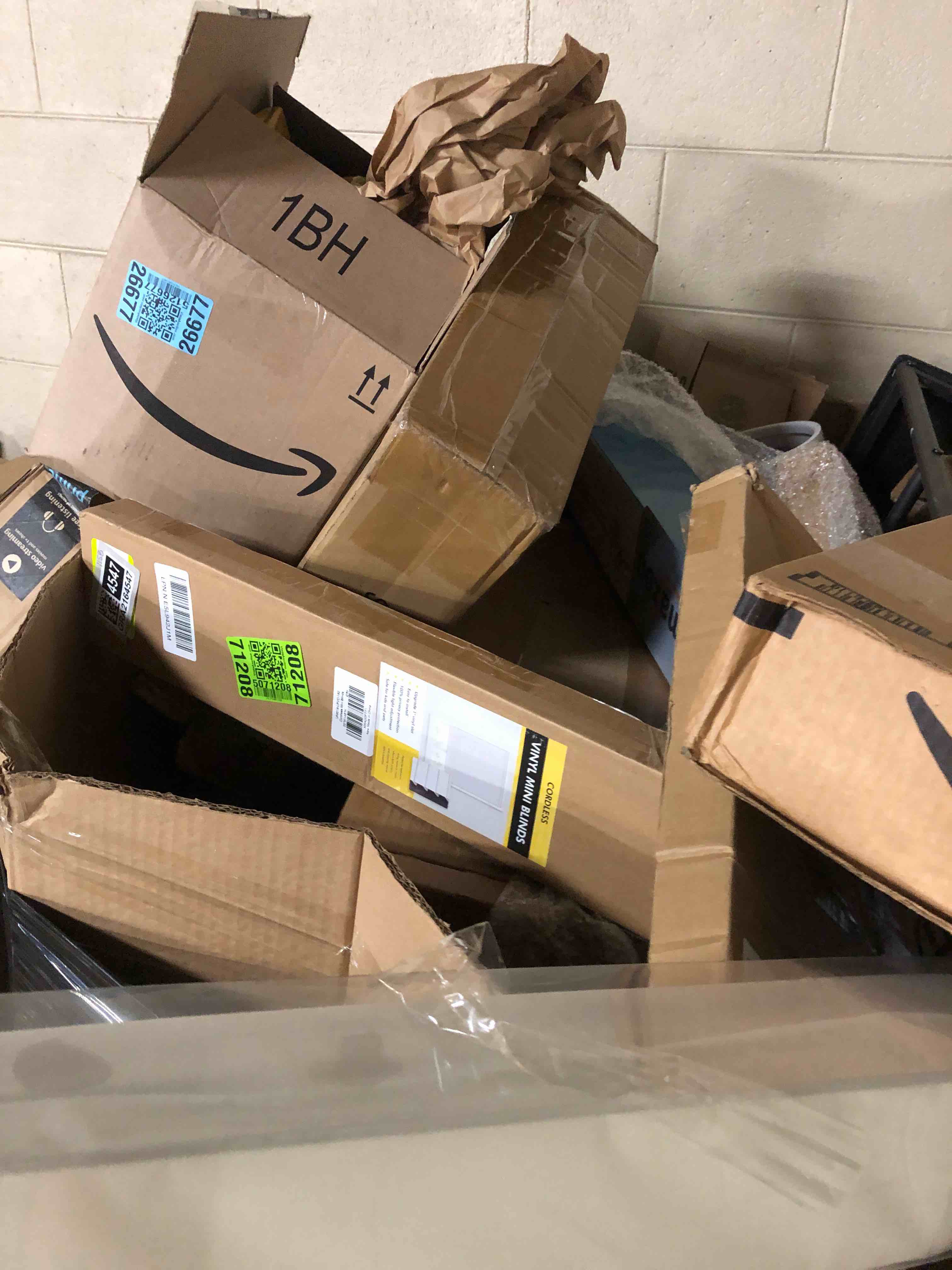 https://s3.amazonaws.com/lotting-images-prod/phillipi/GRA0371291_1754332883974.jpeg