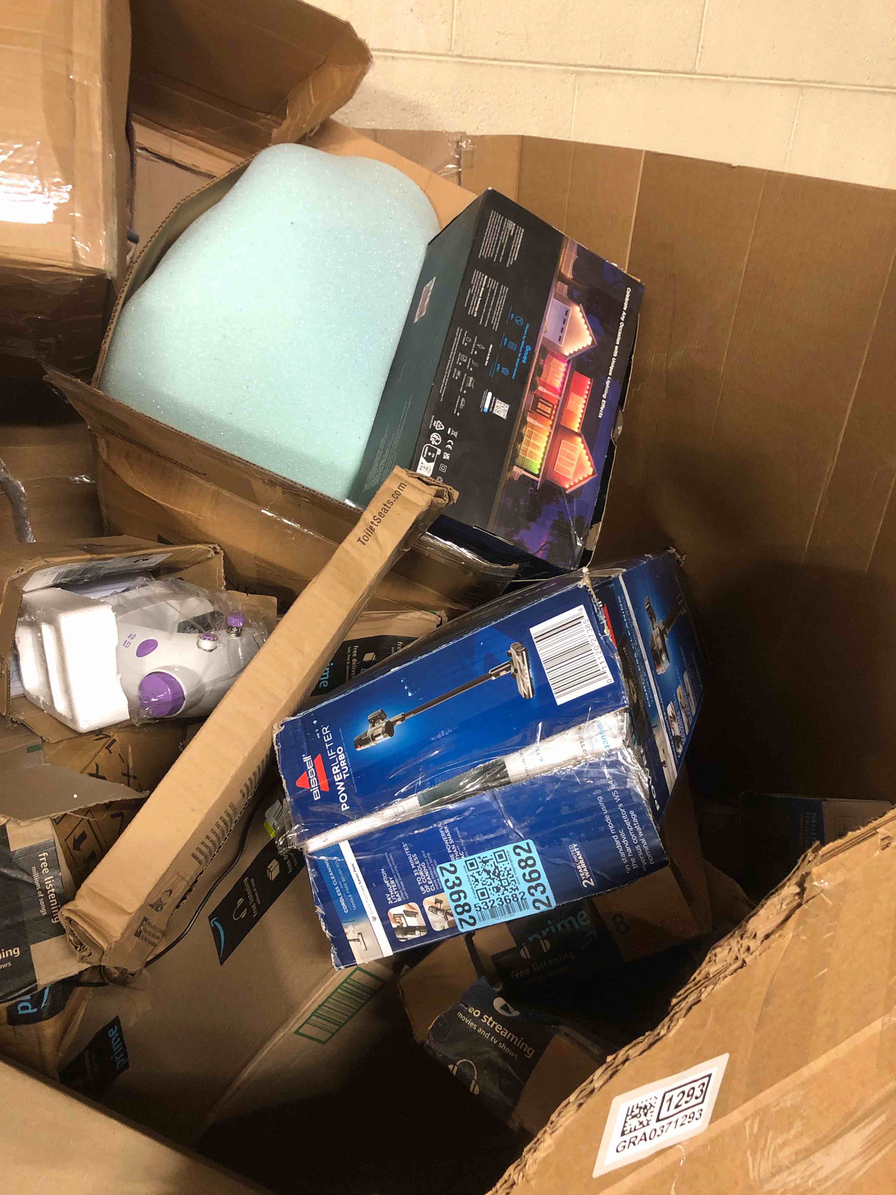 https://s3.amazonaws.com/lotting-images-prod/phillipi/GRA0371293_1754332749250.jpeg