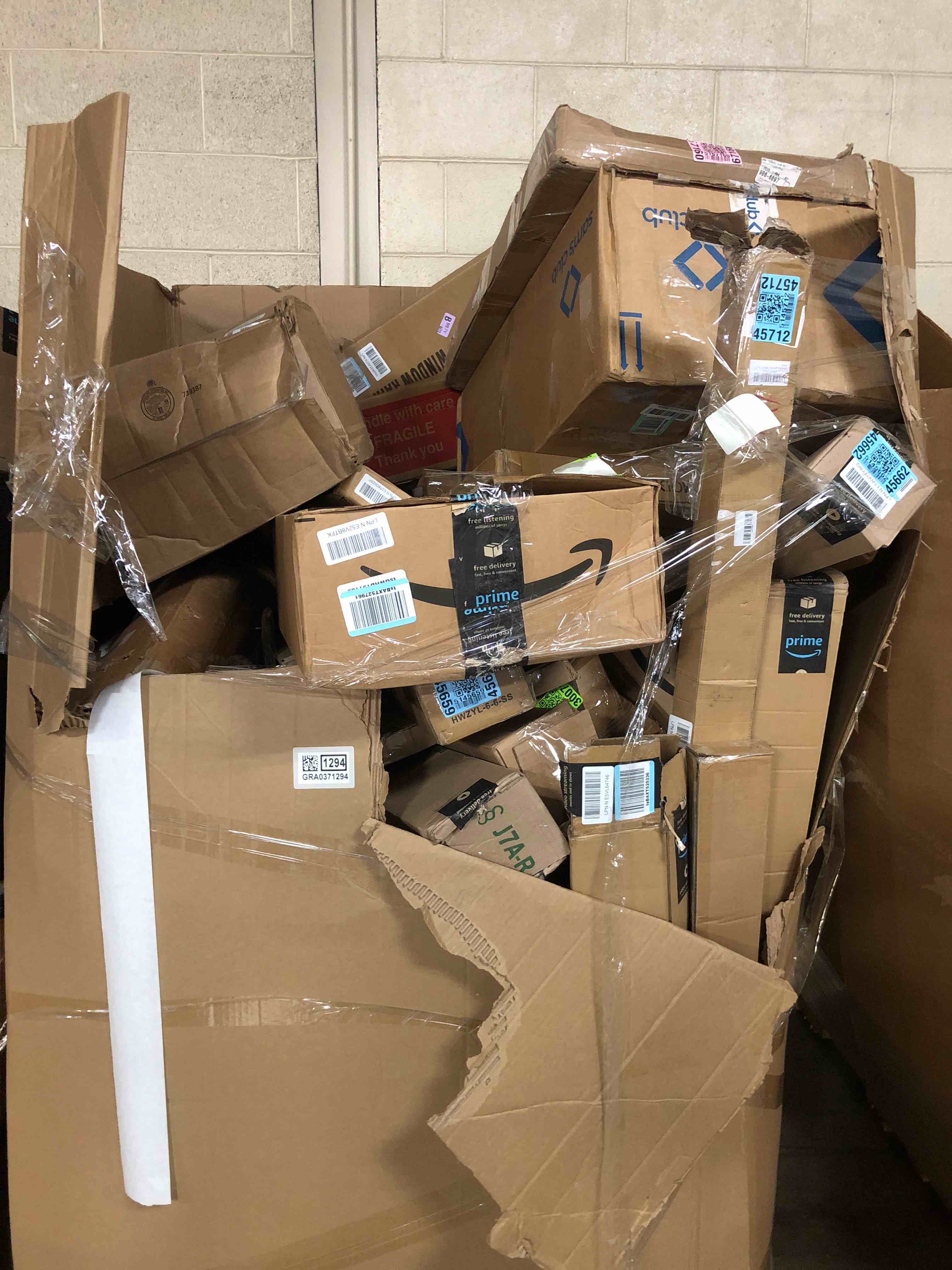 https://s3.amazonaws.com/lotting-images-prod/phillipi/GRA0371294_1754332701065.jpeg