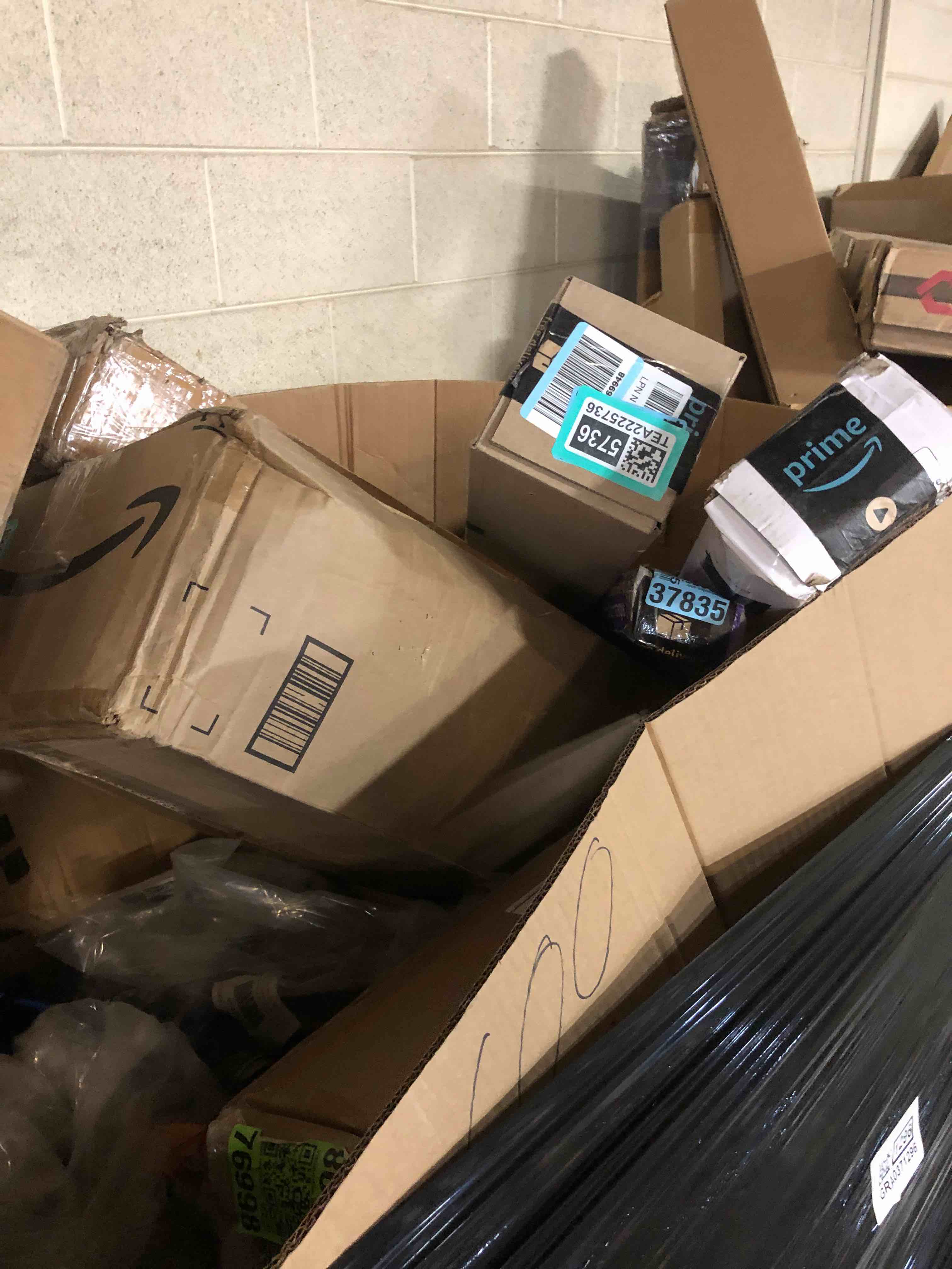 https://s3.amazonaws.com/lotting-images-prod/phillipi/GRA0371296_1754332612220.jpeg