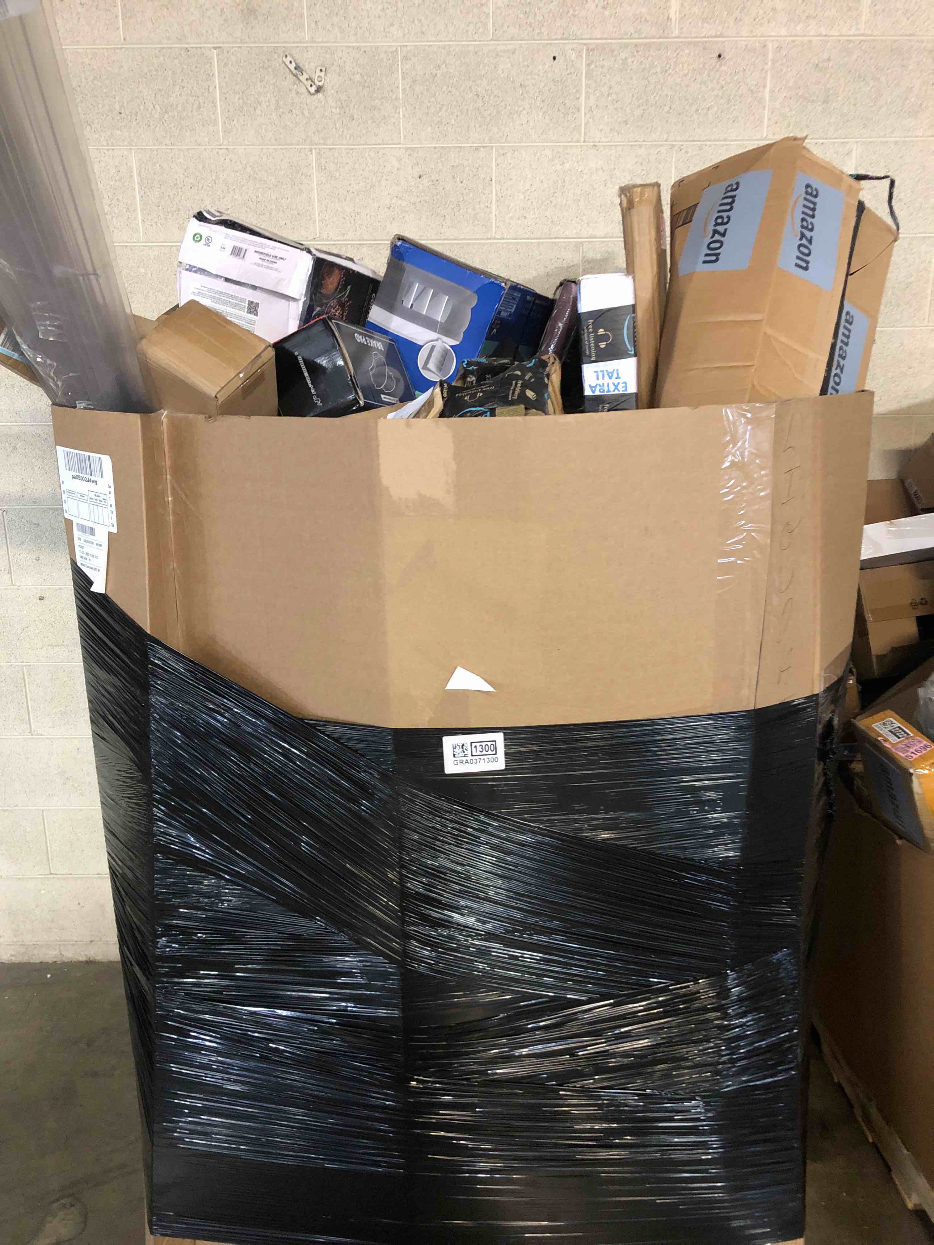 https://s3.amazonaws.com/lotting-images-prod/phillipi/GRA0371300_1754332410384.jpeg