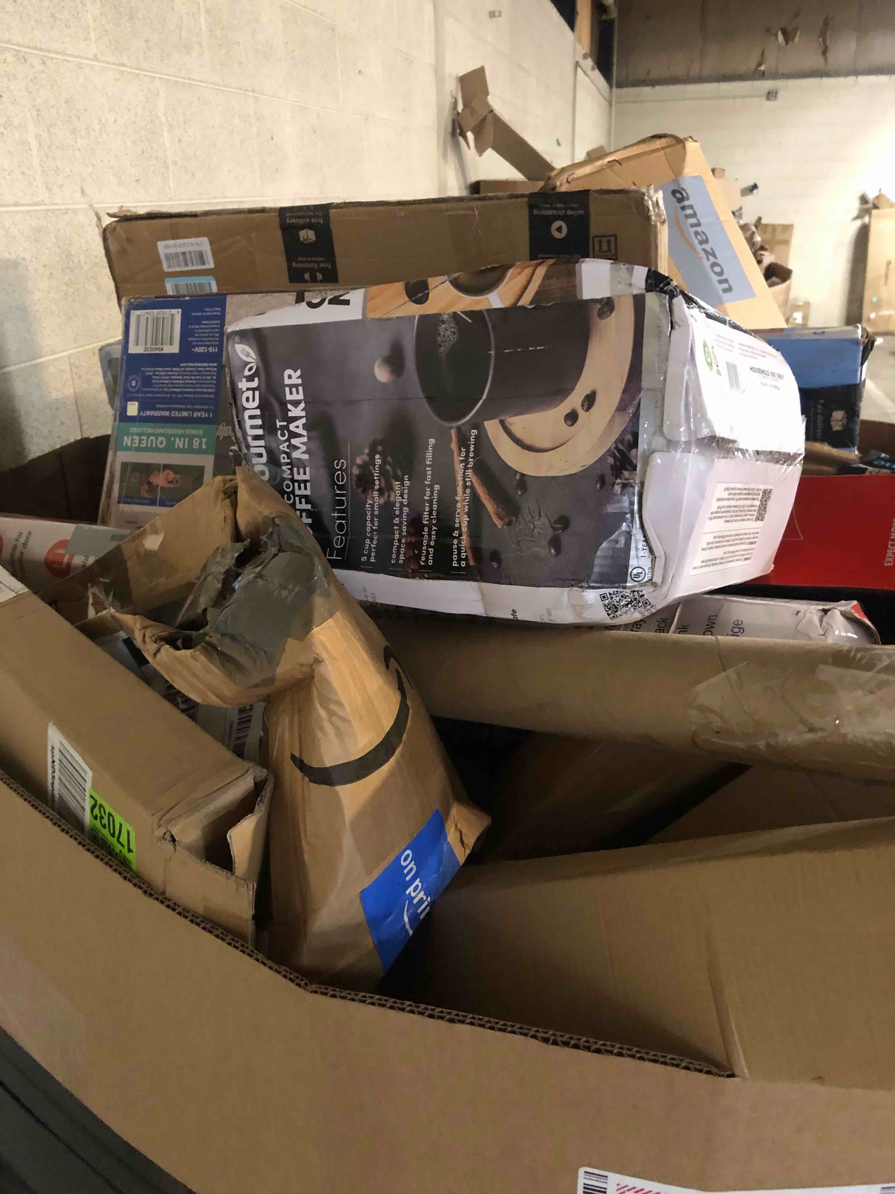 https://s3.amazonaws.com/lotting-images-prod/phillipi/GRA0371300_1754332424904.jpeg