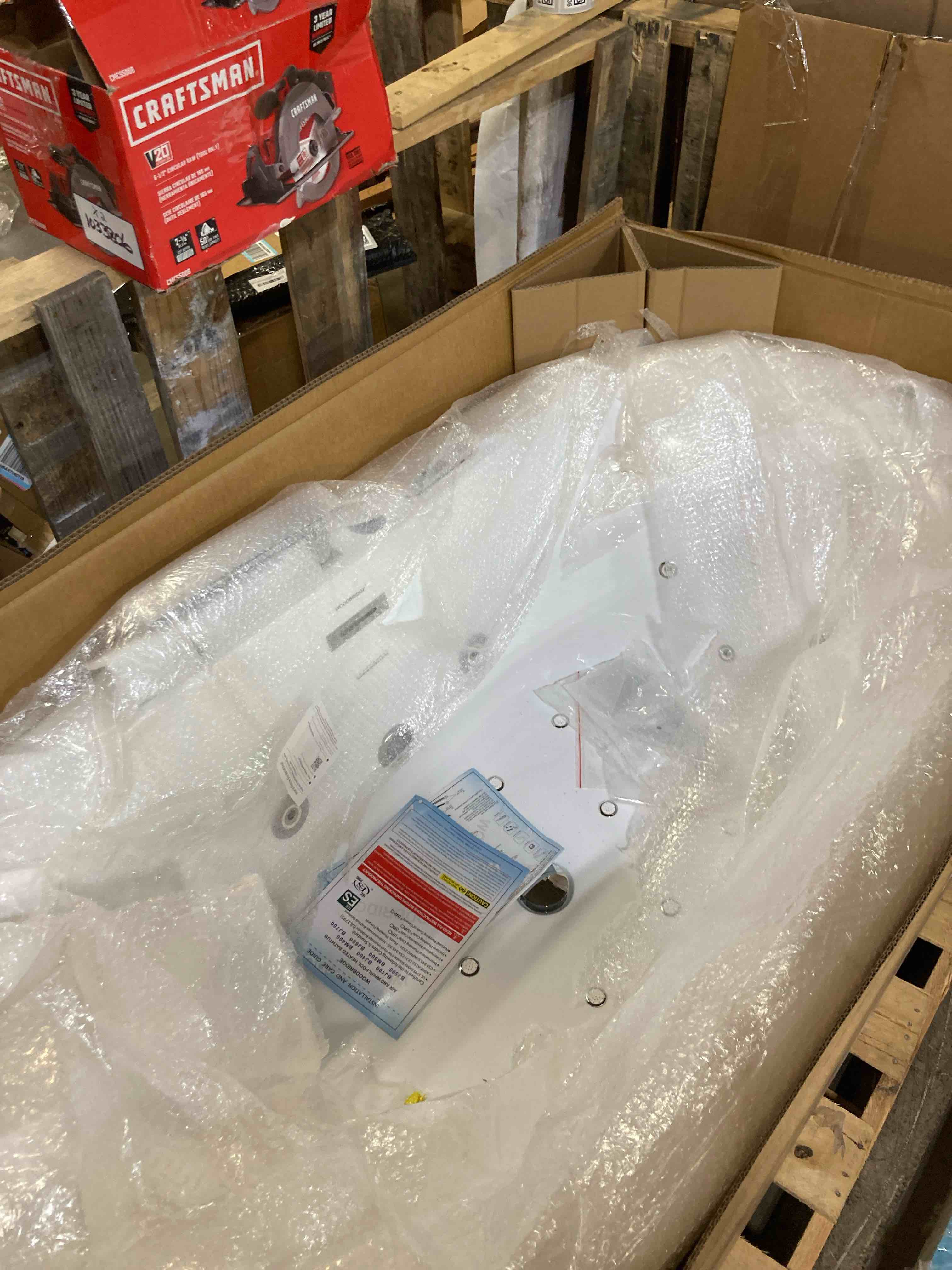 https://s3.amazonaws.com/lotting-images-prod/phillipi/GRA0371302_1754328396426.jpeg