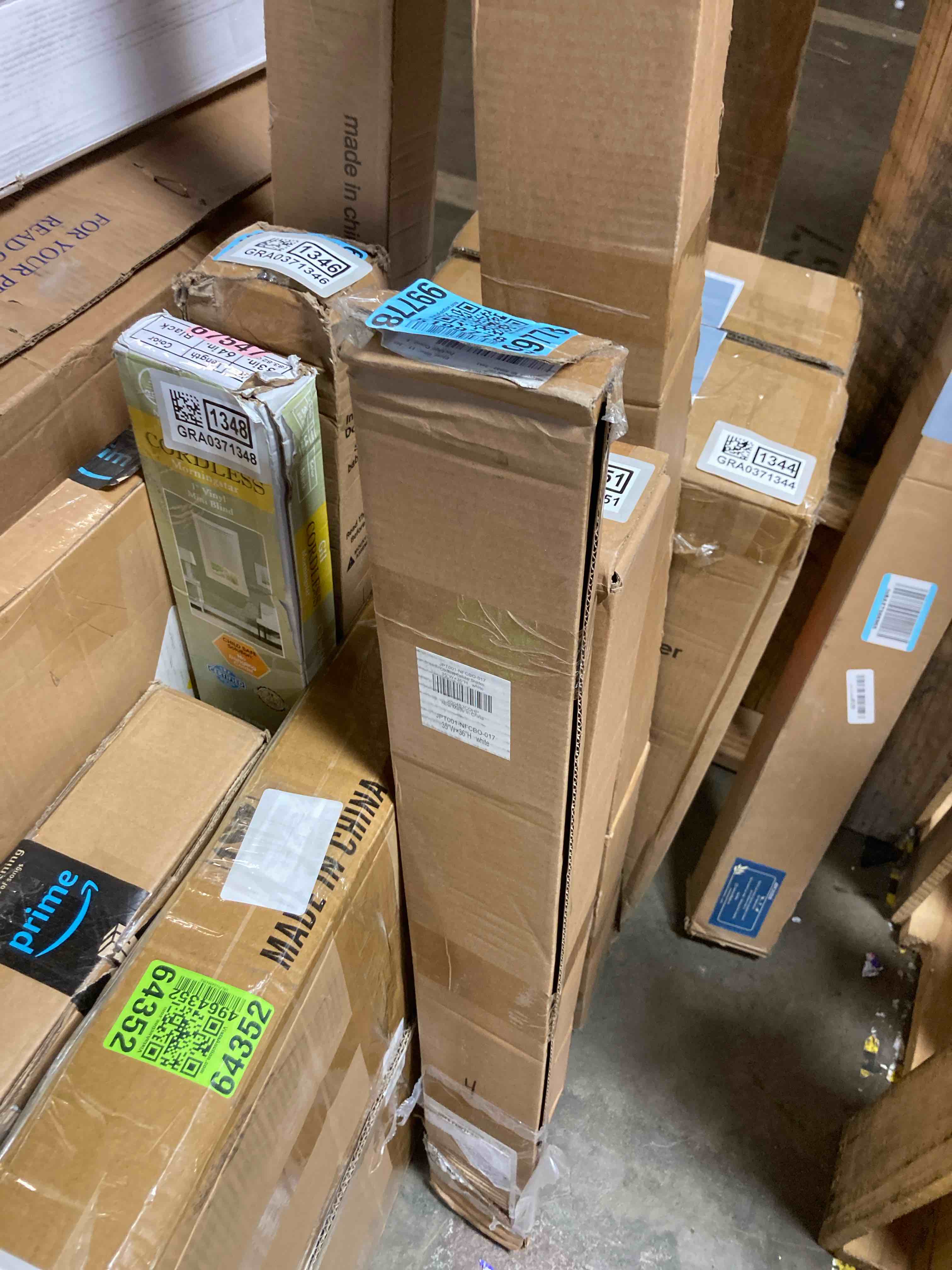 https://s3.amazonaws.com/lotting-images-prod/phillipi/GRA0371352_1754325026464.jpeg