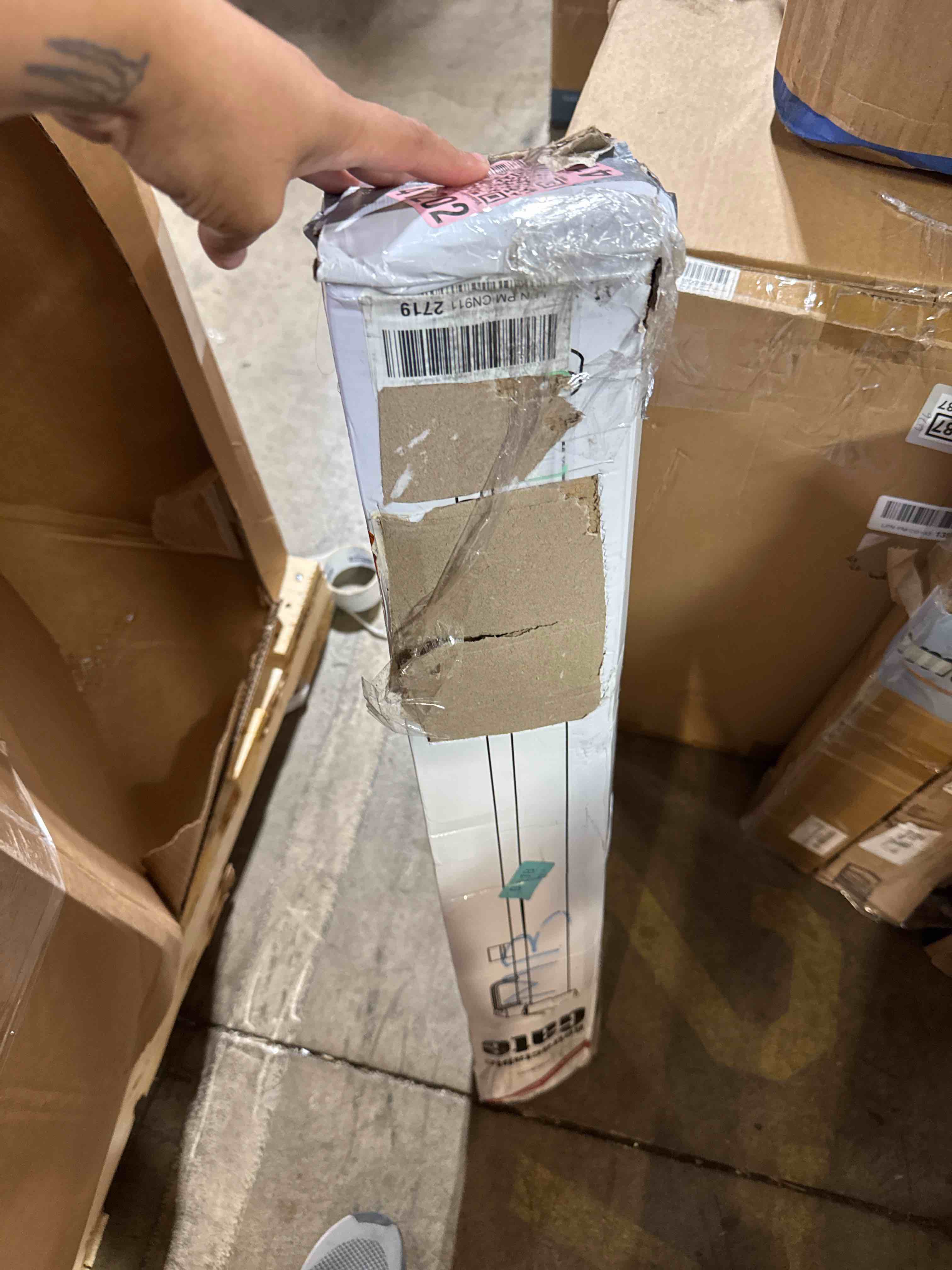 https://s3.amazonaws.com/lotting-images-prod/phillipi/GRA0371482_1752070725611.jpeg