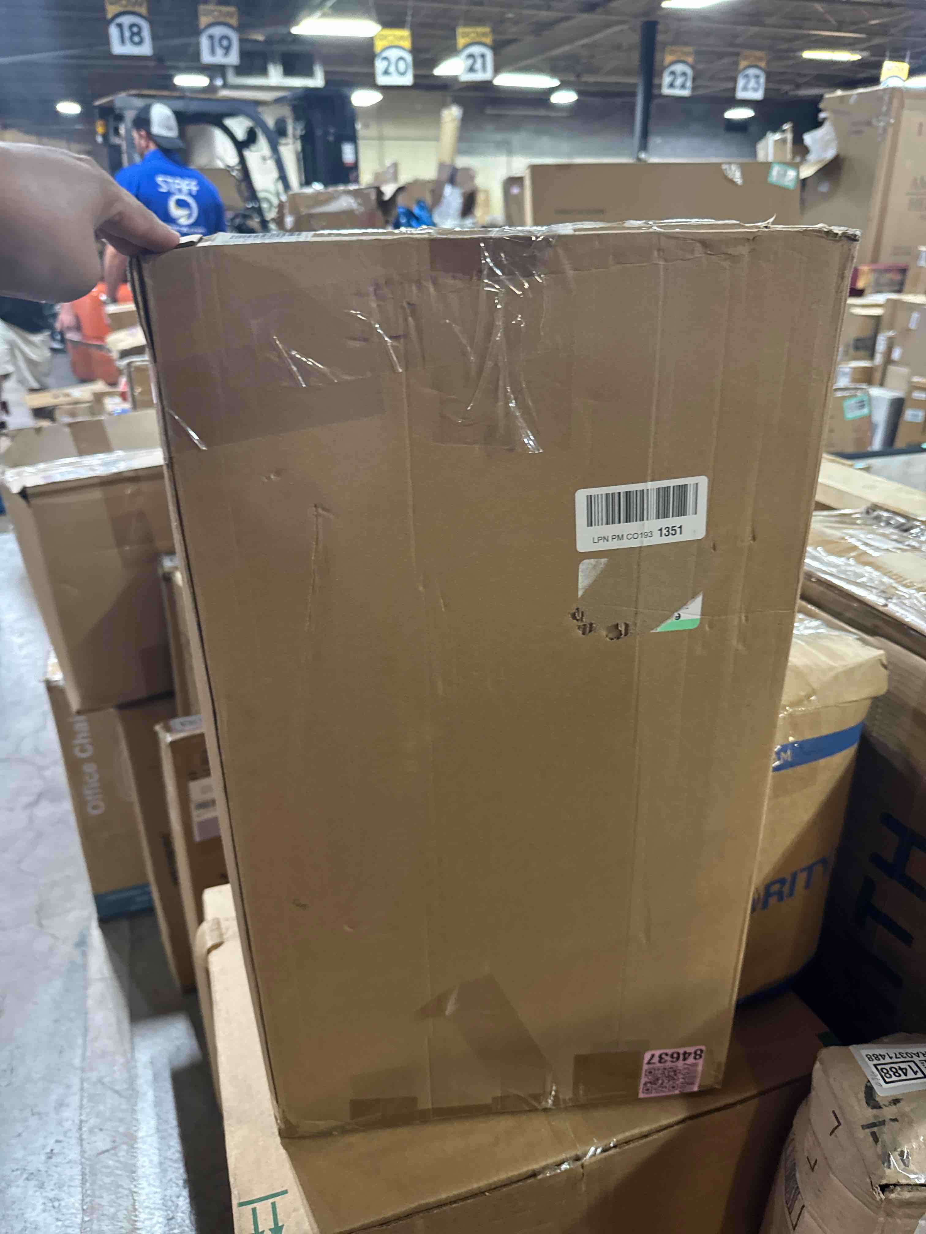 https://s3.amazonaws.com/lotting-images-prod/phillipi/GRA0371487_1752069822077.jpeg
