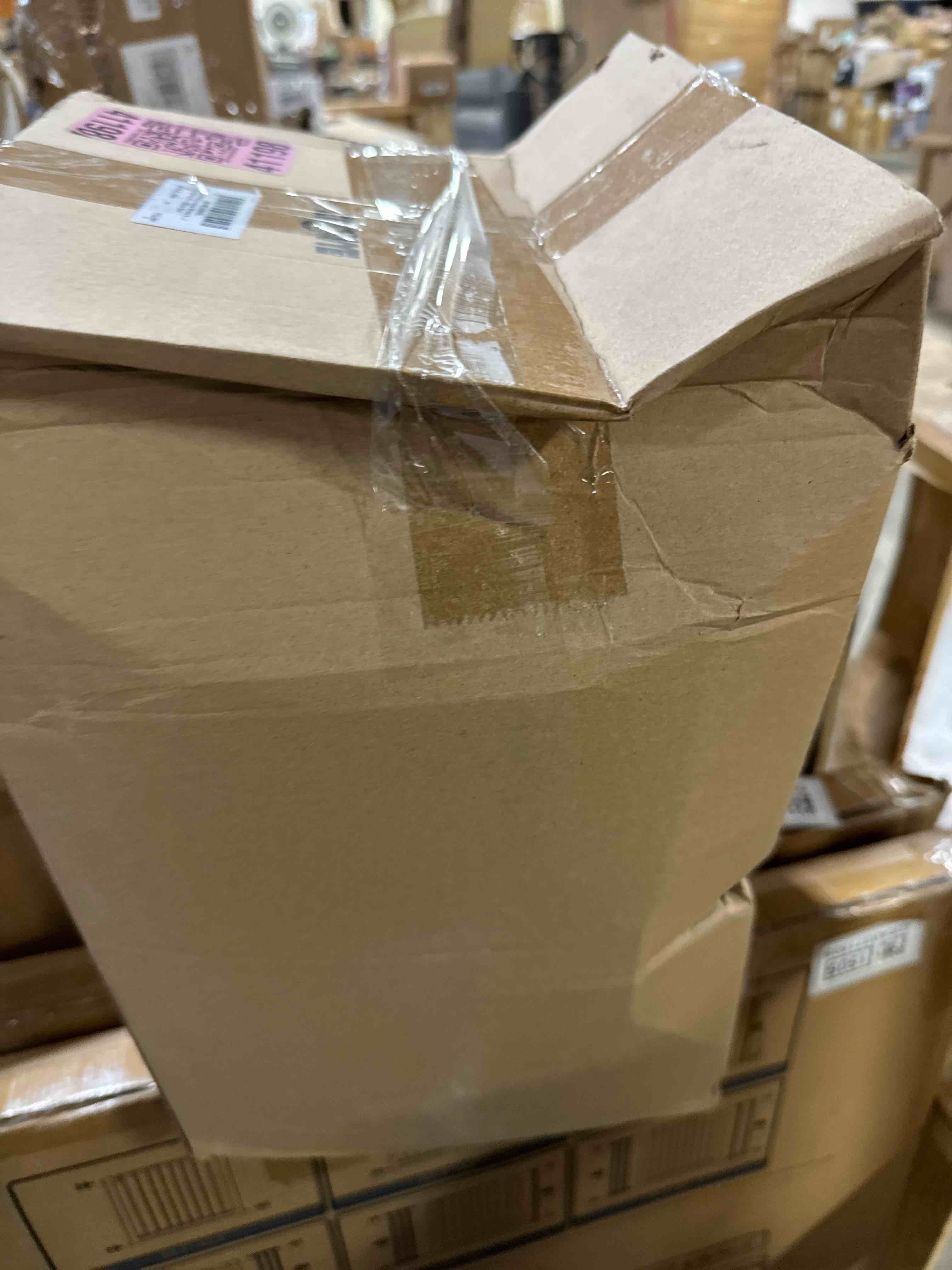 https://s3.amazonaws.com/lotting-images-prod/phillipi/GRA0371501_1751994378170.jpeg