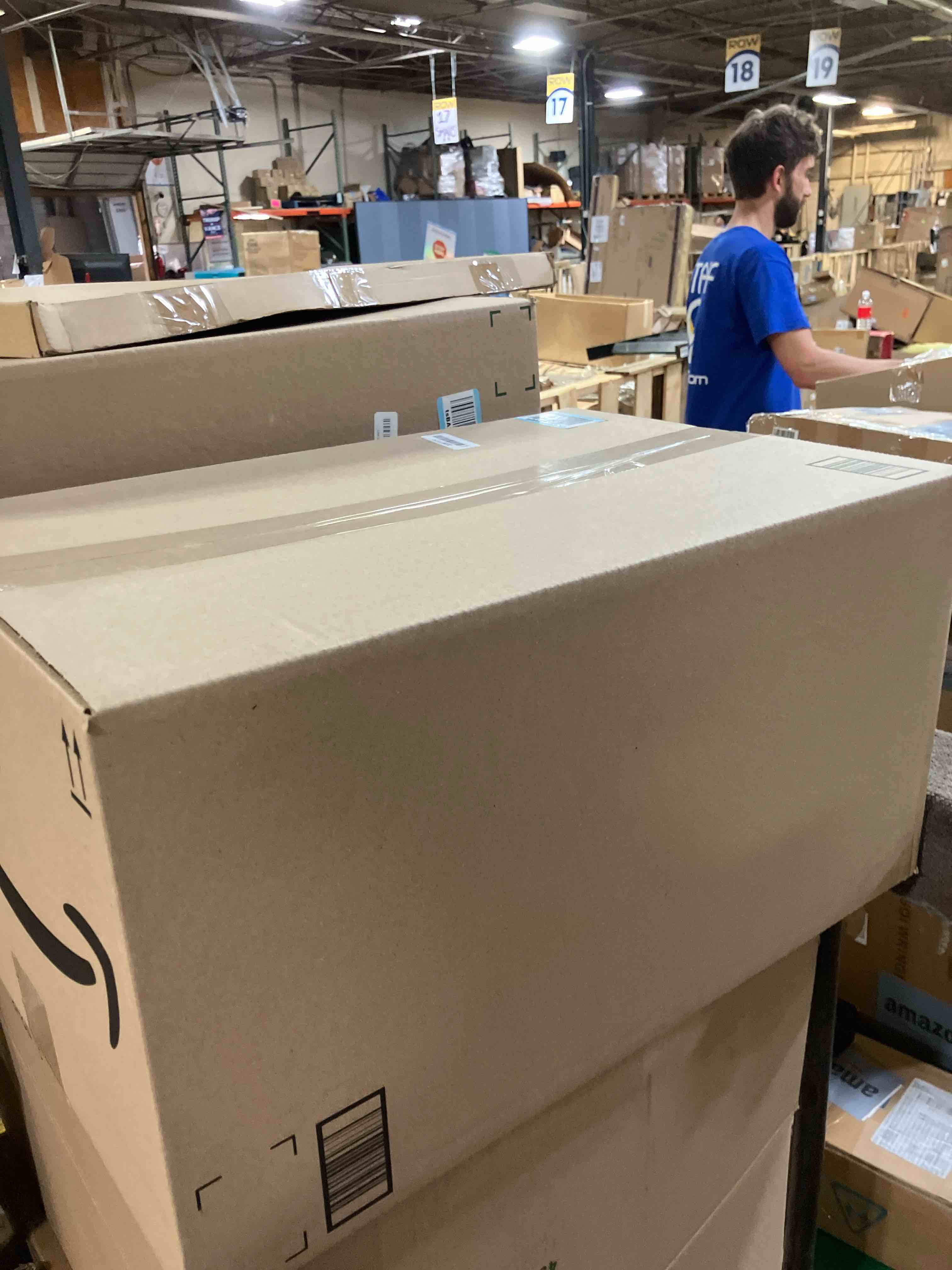 https://s3.amazonaws.com/lotting-images-prod/phillipi/GRA0371607_1751305903535.jpeg