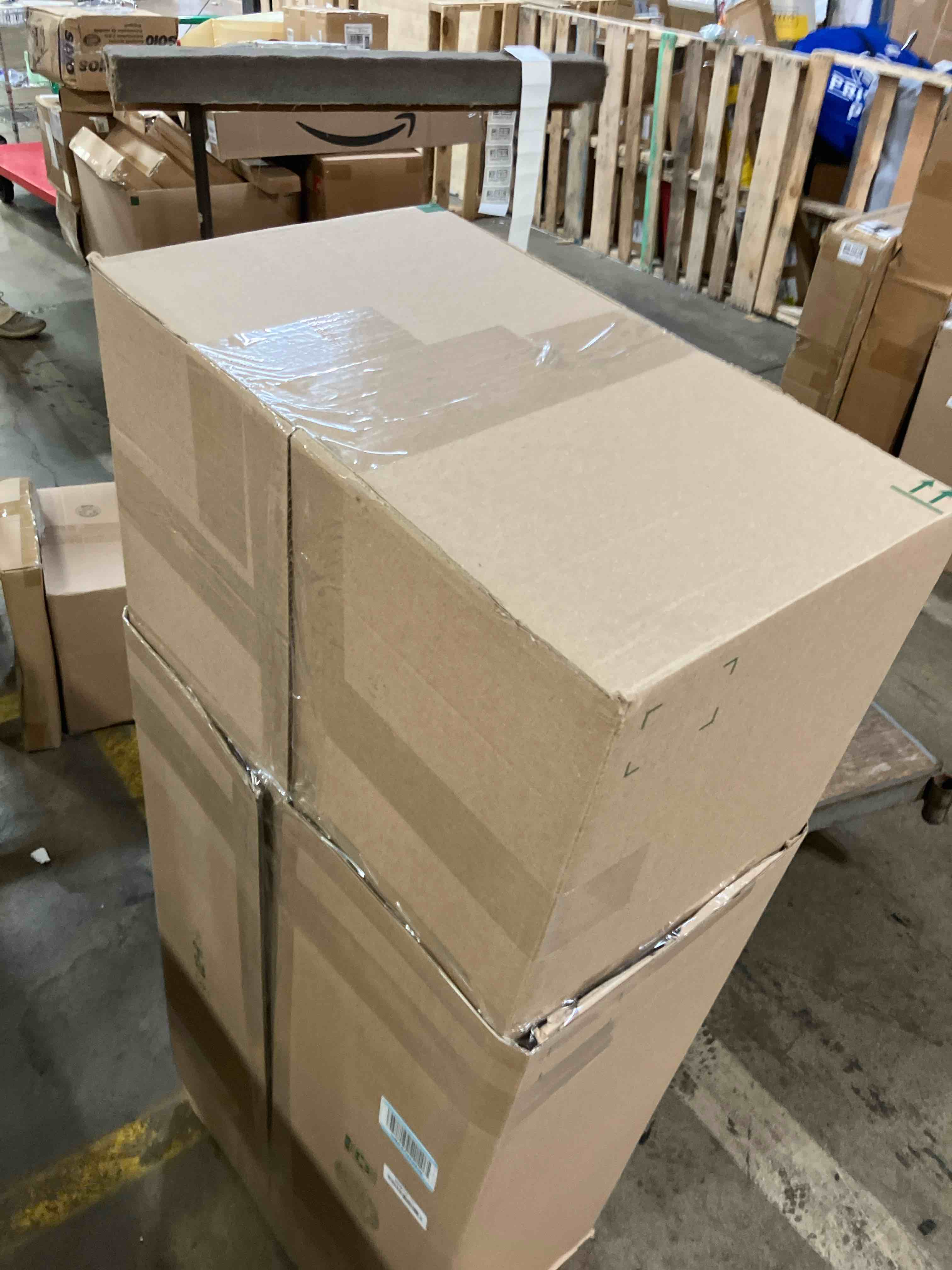 https://s3.amazonaws.com/lotting-images-prod/phillipi/GRA0371616_1751306501083.jpeg