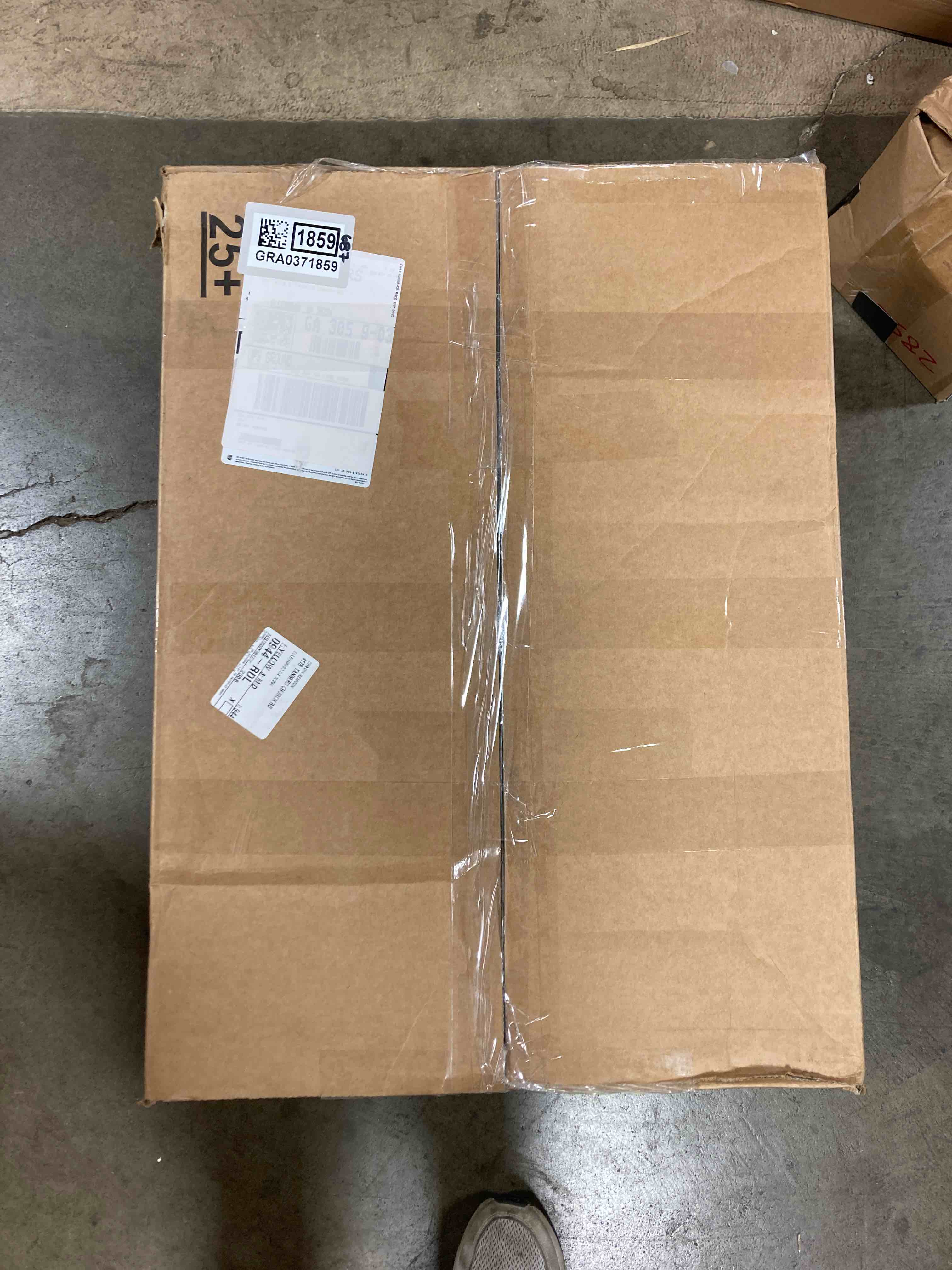 https://s3.amazonaws.com/lotting-images-prod/phillipi/GRA0371859_1746460597307.jpeg