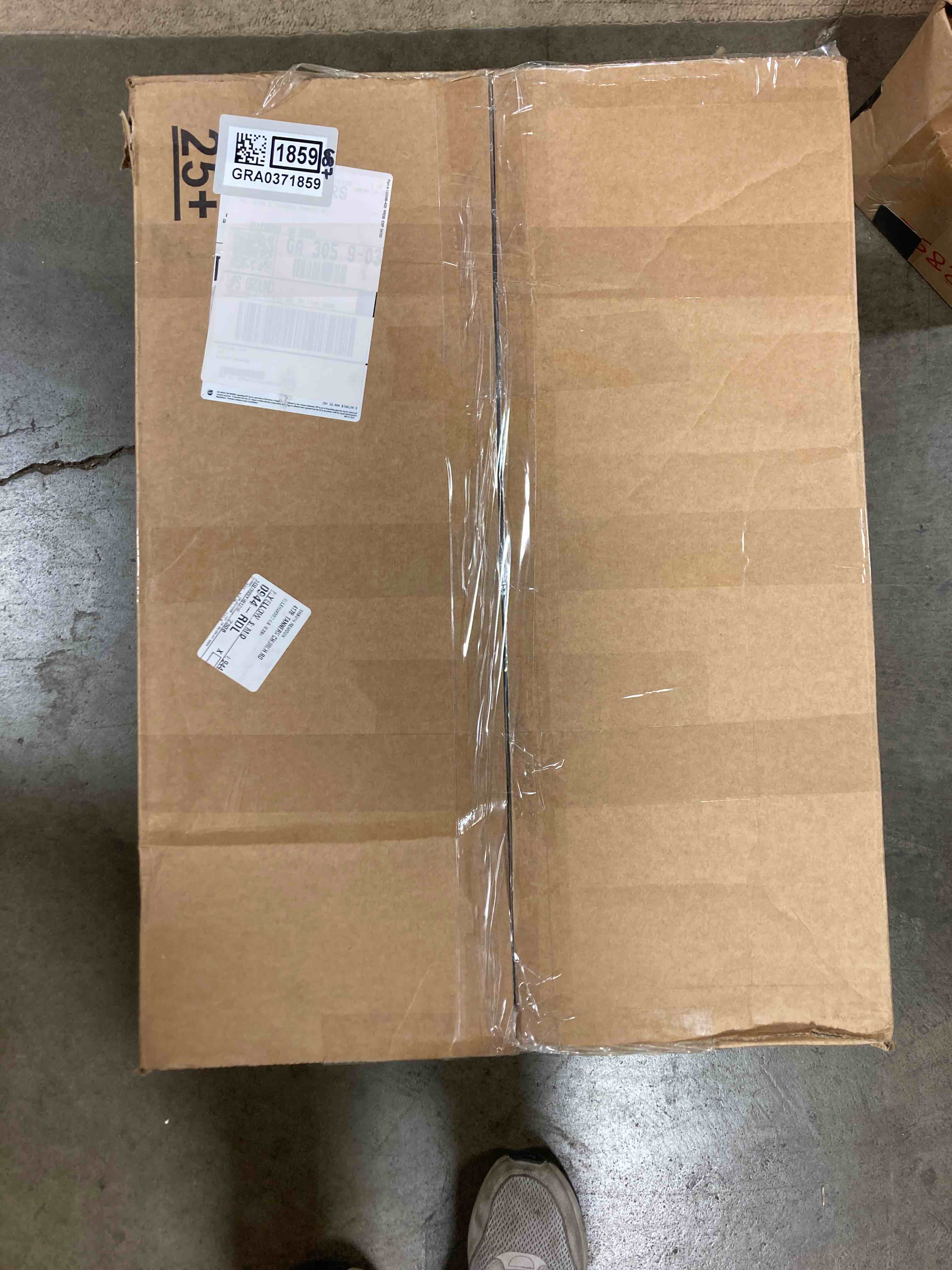 https://s3.amazonaws.com/lotting-images-prod/phillipi/GRA0371859_1746460598950.jpeg
