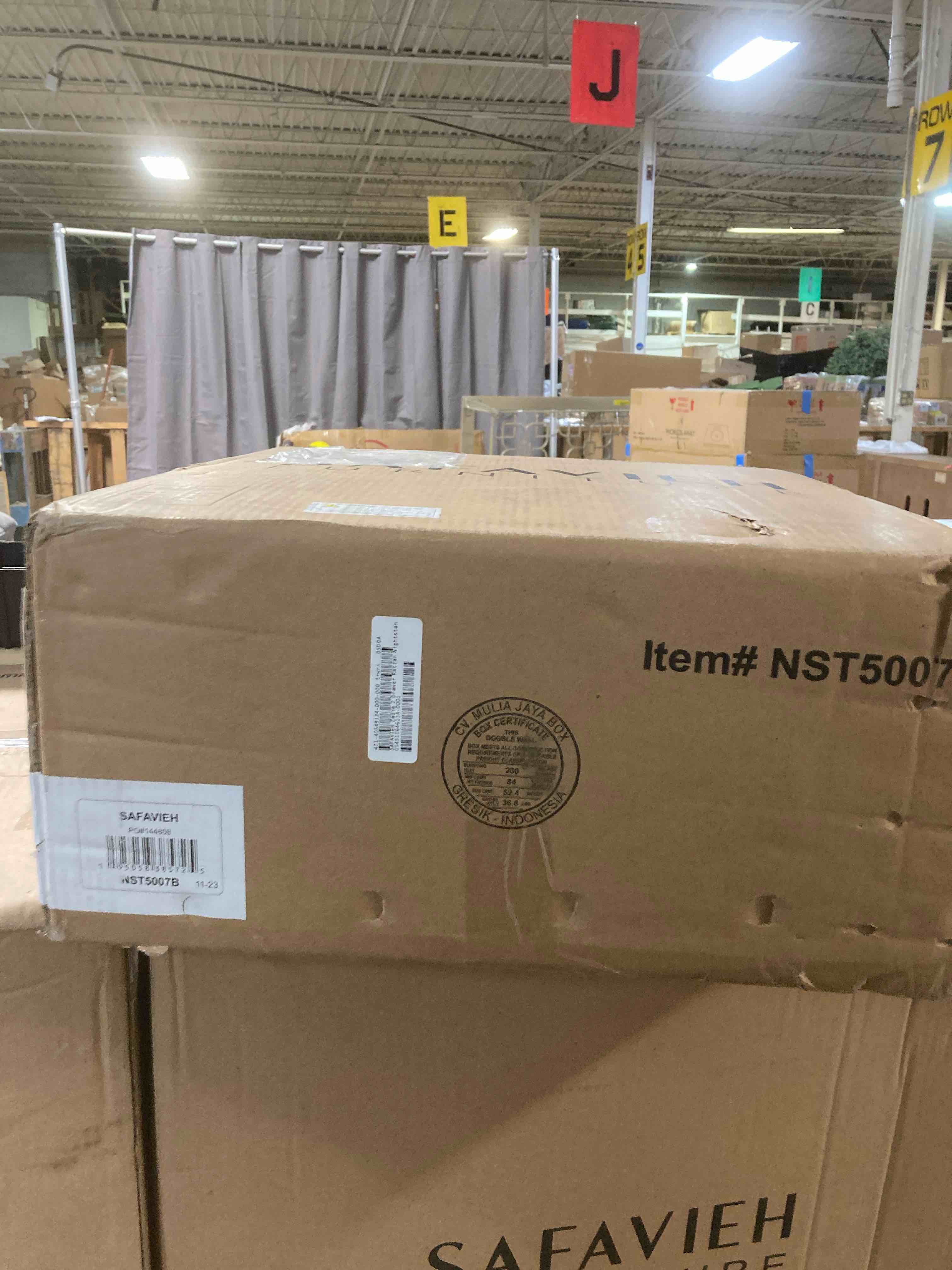 https://s3.amazonaws.com/lotting-images-prod/phillipi/GRA0372356_1744378857339.jpeg