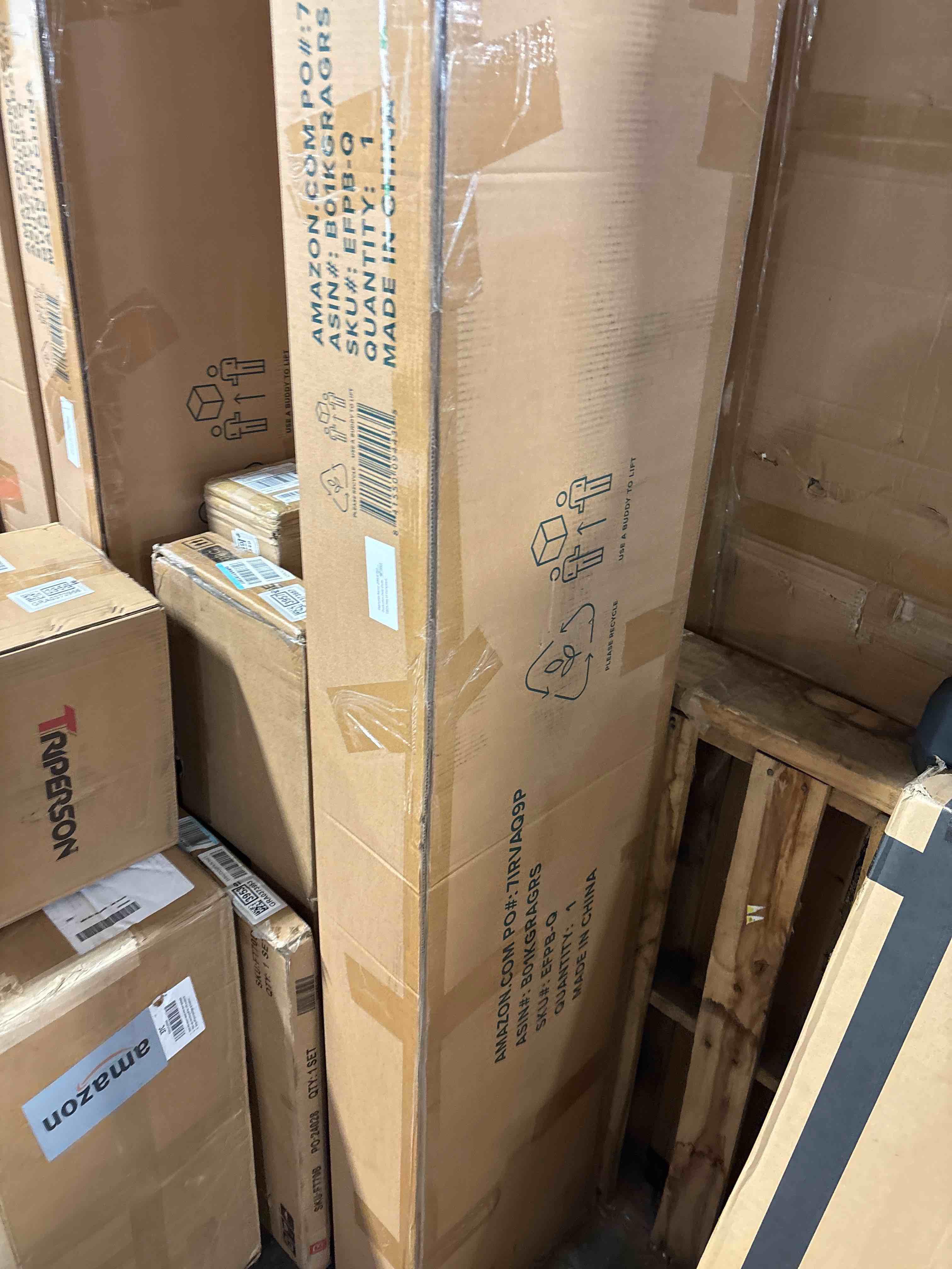 https://s3.amazonaws.com/lotting-images-prod/phillipi/GRA0373958_1742997677380.jpeg