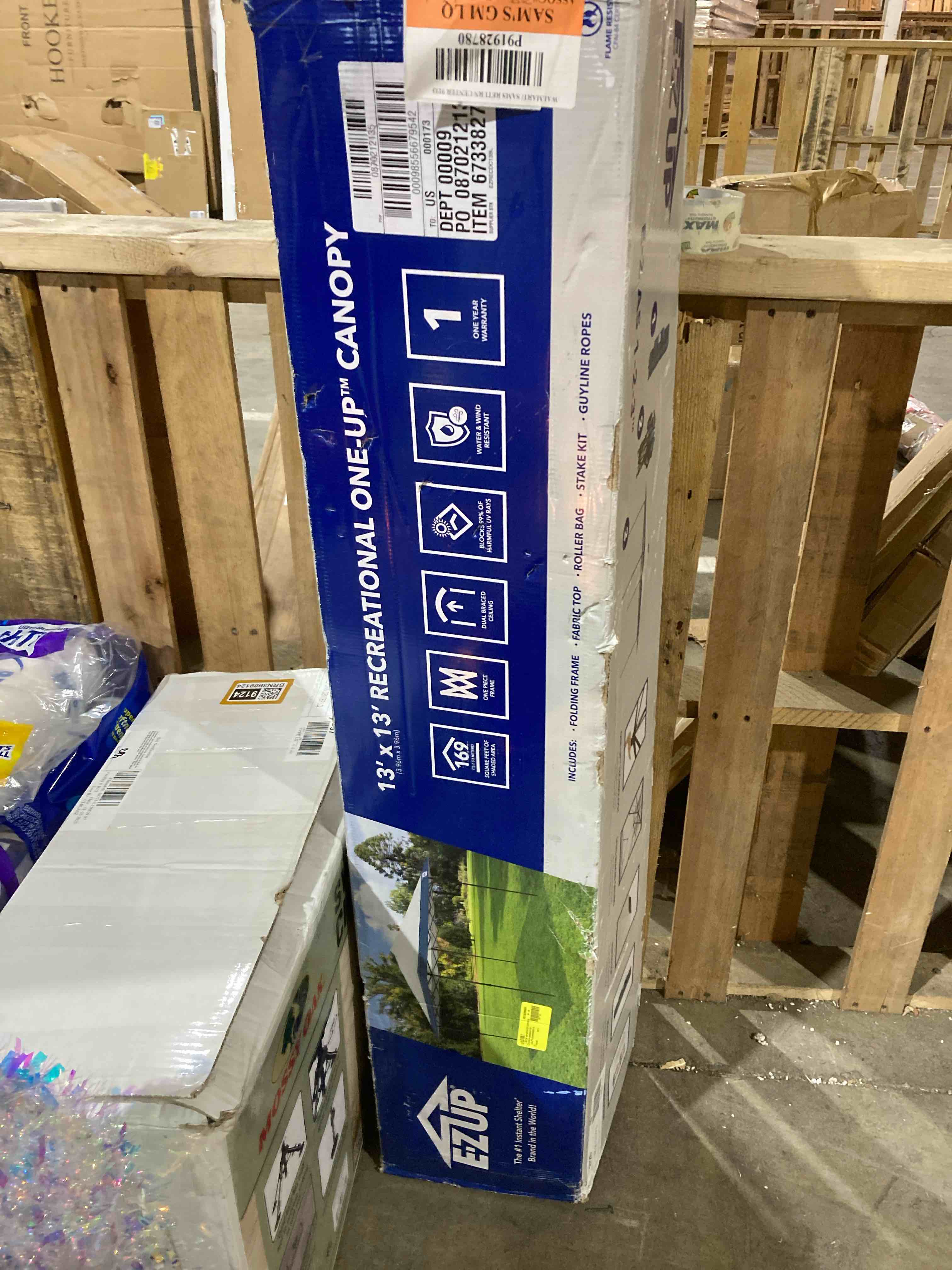 Condition photo showing Good Condition for Member's Mark 13' x 13' EasyLift™ Canopy with Patented EasyLift™ Technology