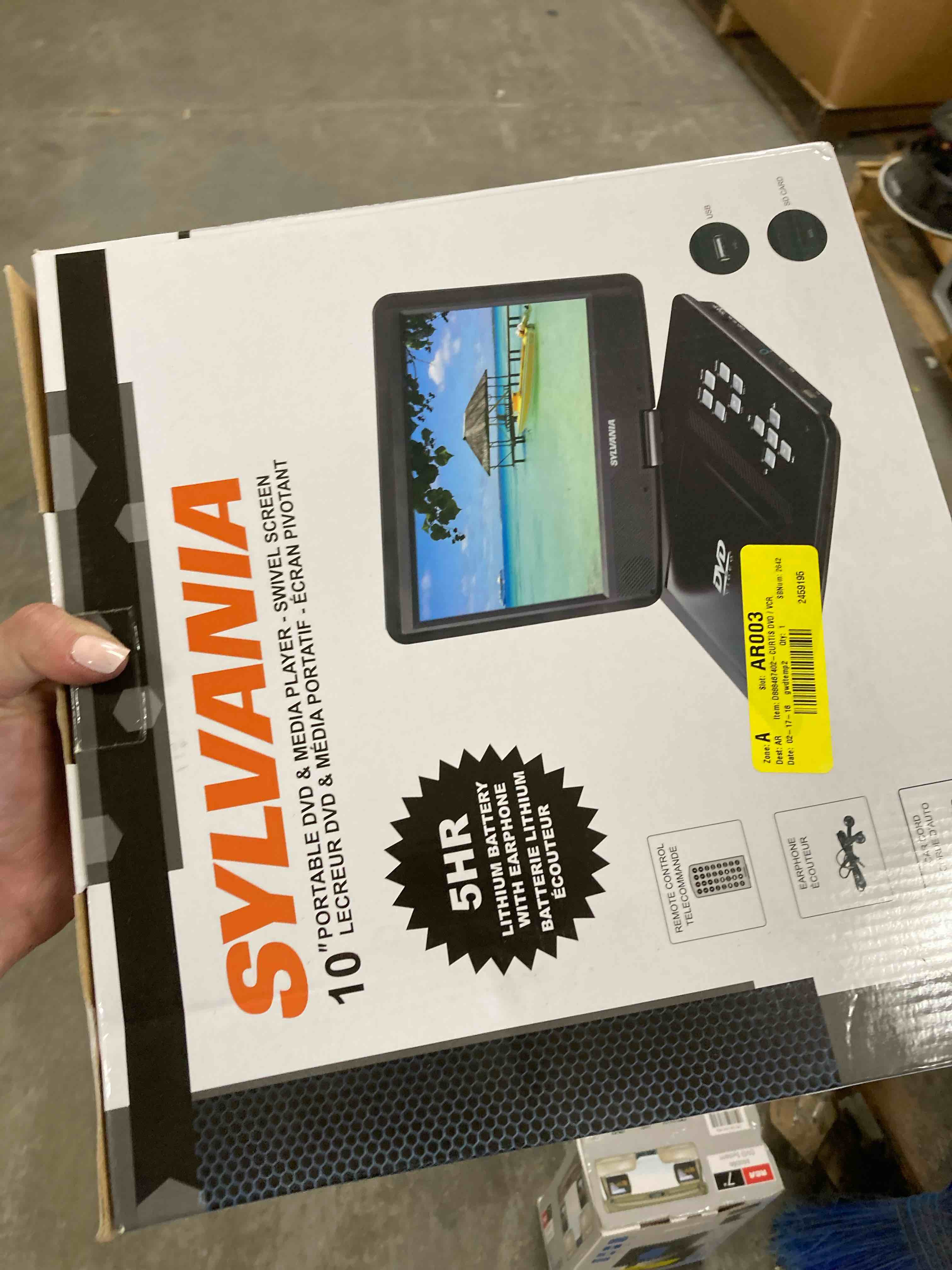 https://s3.amazonaws.com/lotting-images-prod/phillipi/GRA0374879_1759774871750.jpeg