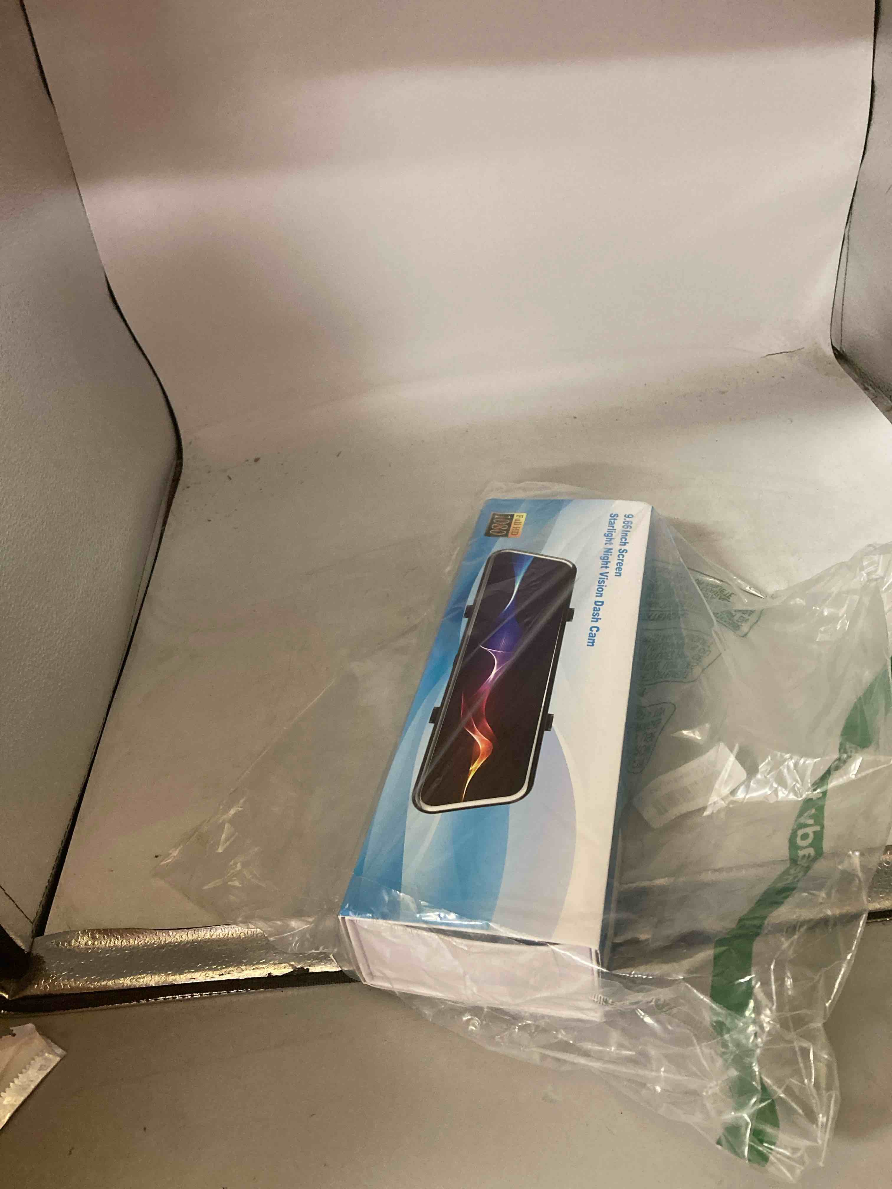 https://s3.amazonaws.com/lotting-images-prod/phillipi/GRA0374946_1759330941865.jpeg
