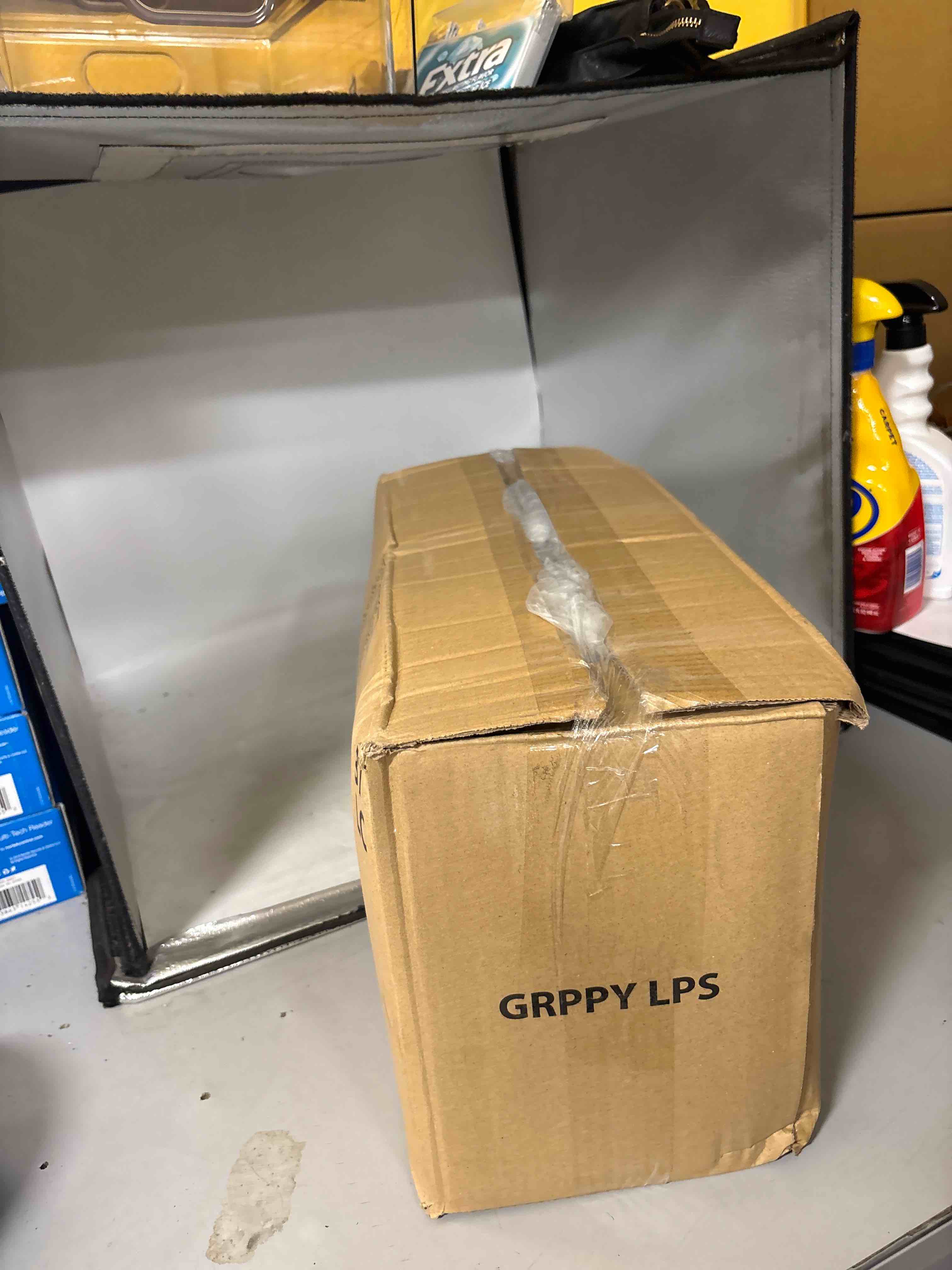 https://s3.amazonaws.com/lotting-images-prod/phillipi/GRA0375090_1758652917003.jpeg