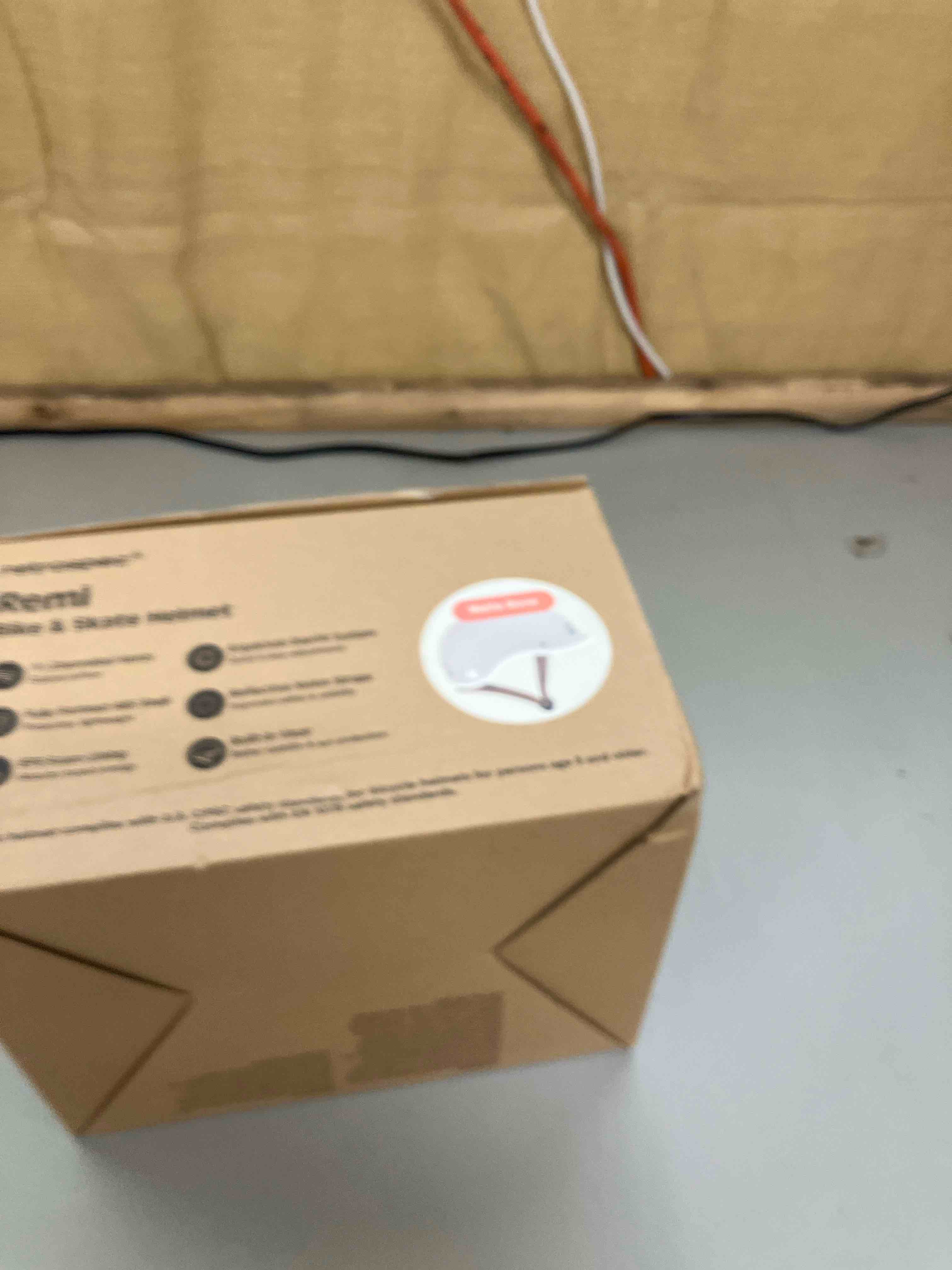 https://s3.amazonaws.com/lotting-images-prod/phillipi/GRA0376308_1743098967064.jpeg