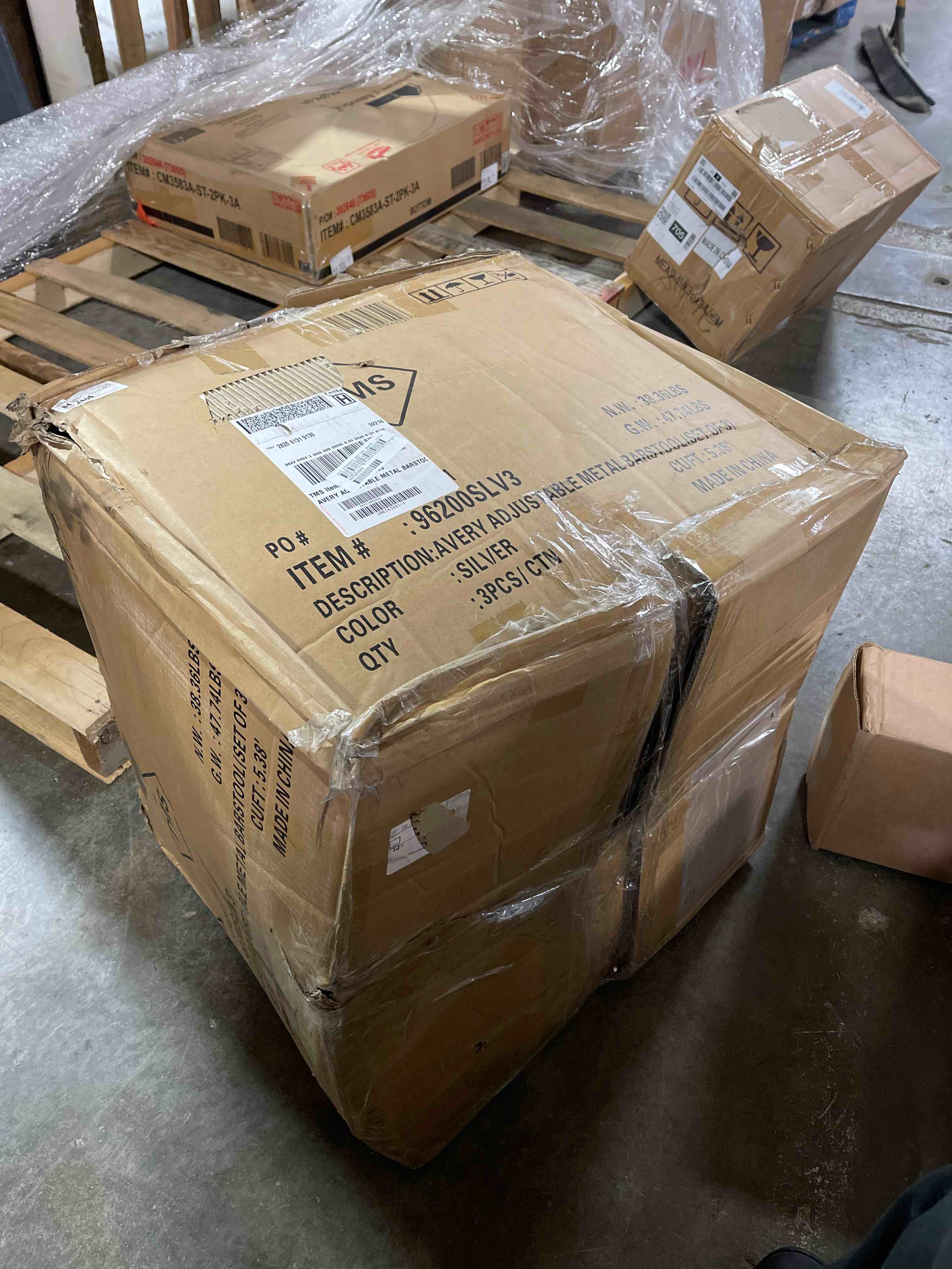 https://s3.amazonaws.com/lotting-images-prod/phillipi/GRA0378218_1735832318624.jpeg