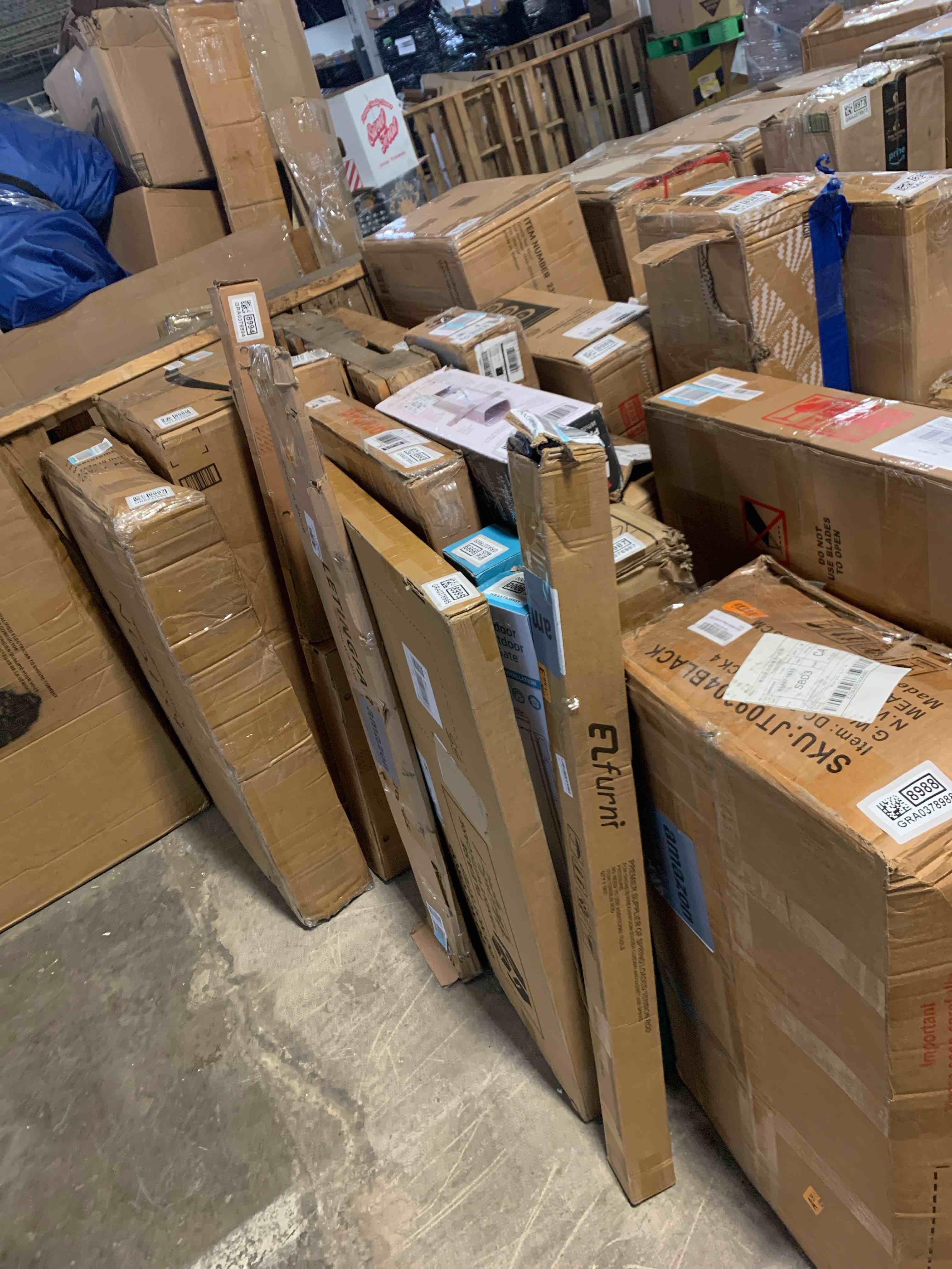 https://s3.amazonaws.com/lotting-images-prod/phillipi/GRA0379001_1734036000556.jpeg