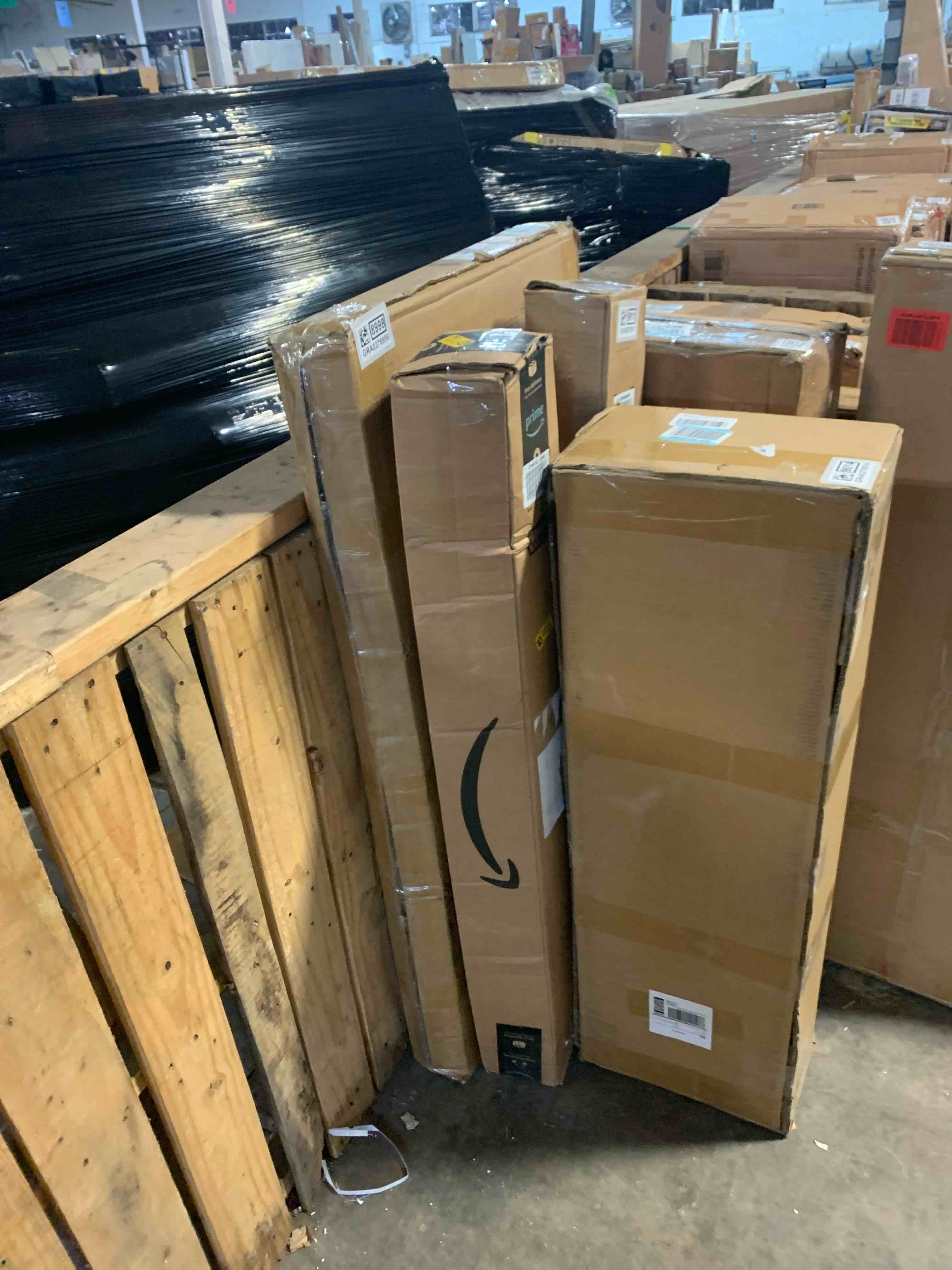 https://s3.amazonaws.com/lotting-images-prod/phillipi/GRA0379018_1734110960480.jpeg