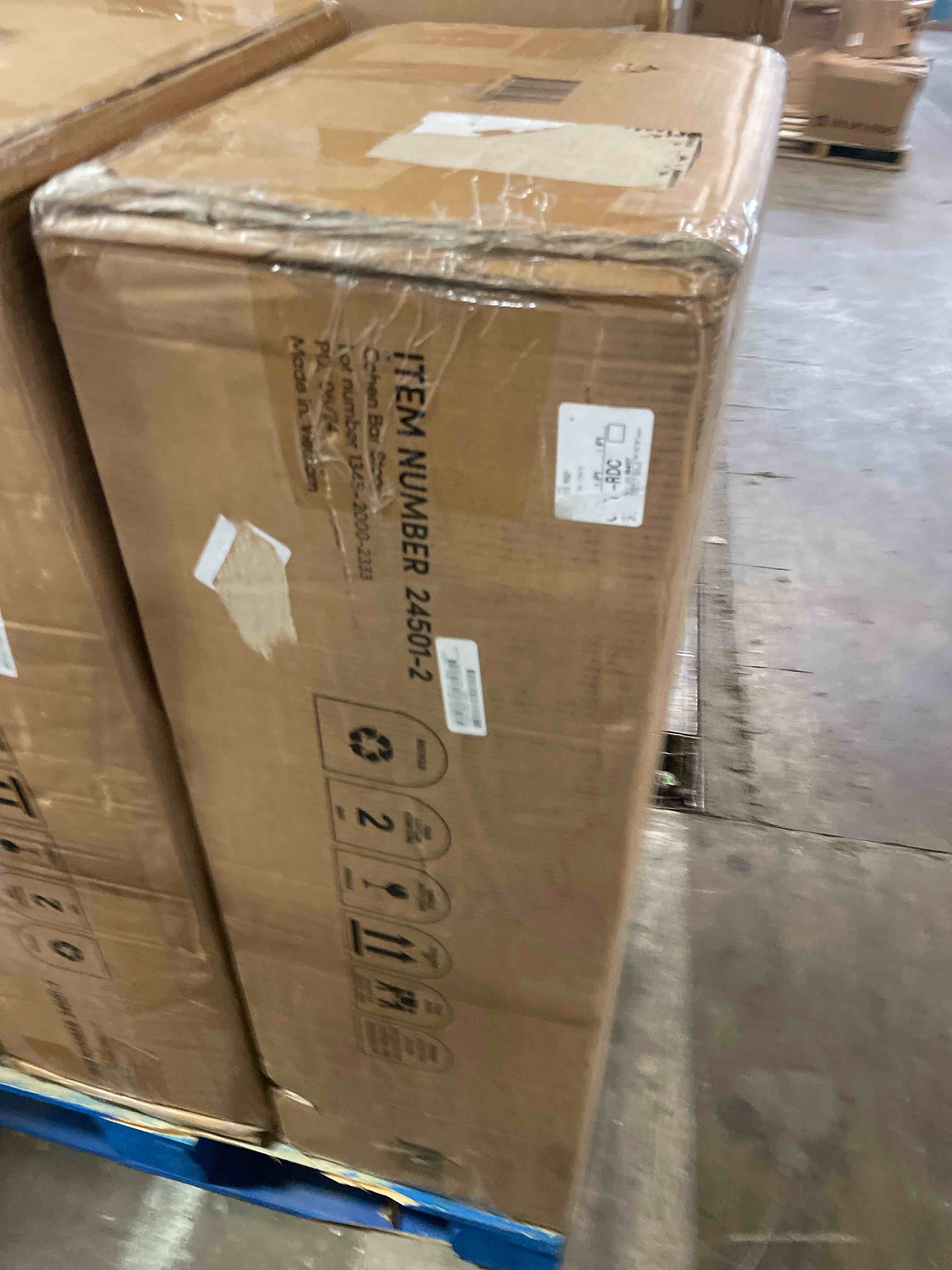 https://s3.amazonaws.com/lotting-images-prod/phillipi/GRA0379860_1732553121381.jpeg