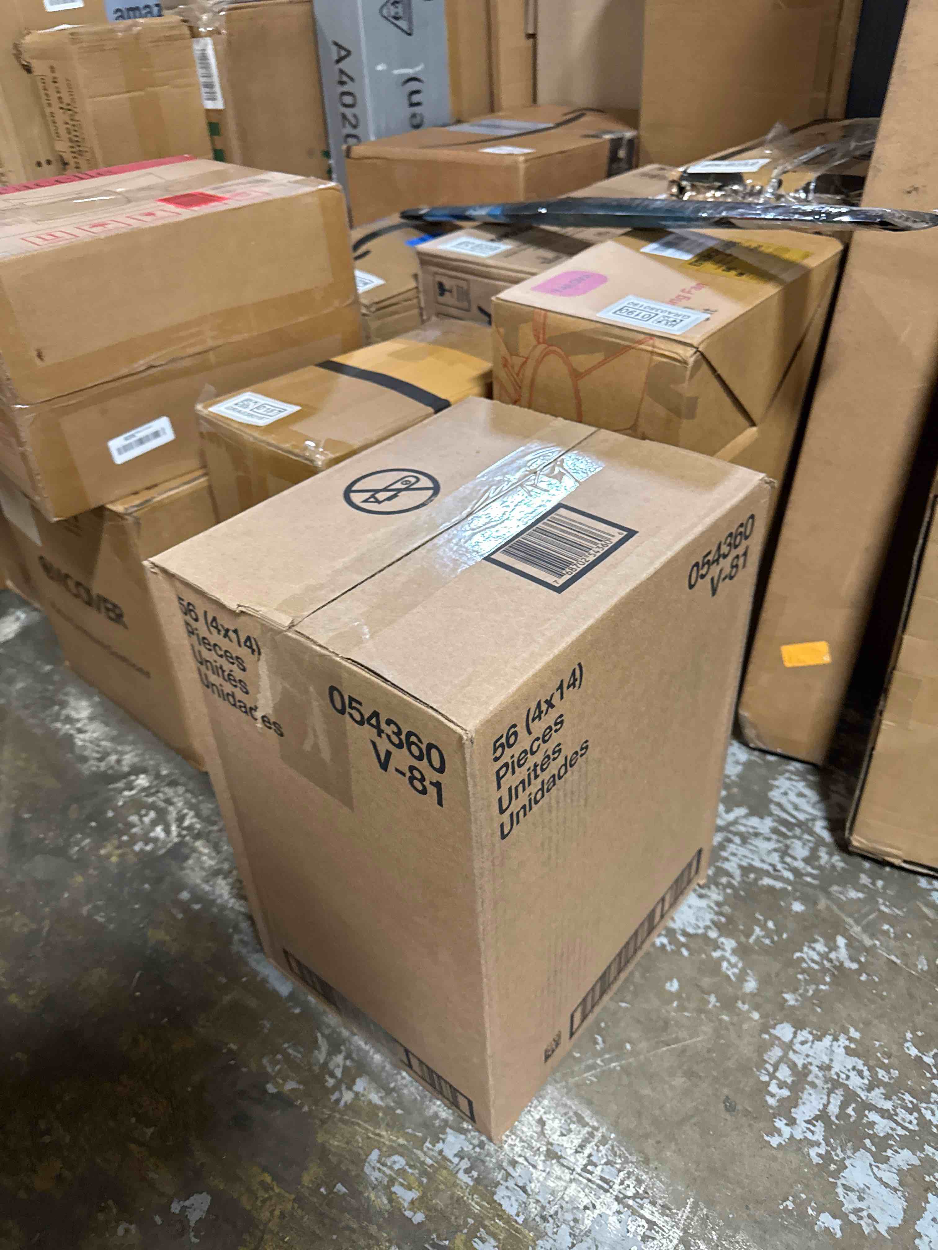 https://s3.amazonaws.com/lotting-images-prod/phillipi/GRA0380176_1750425536459.jpeg