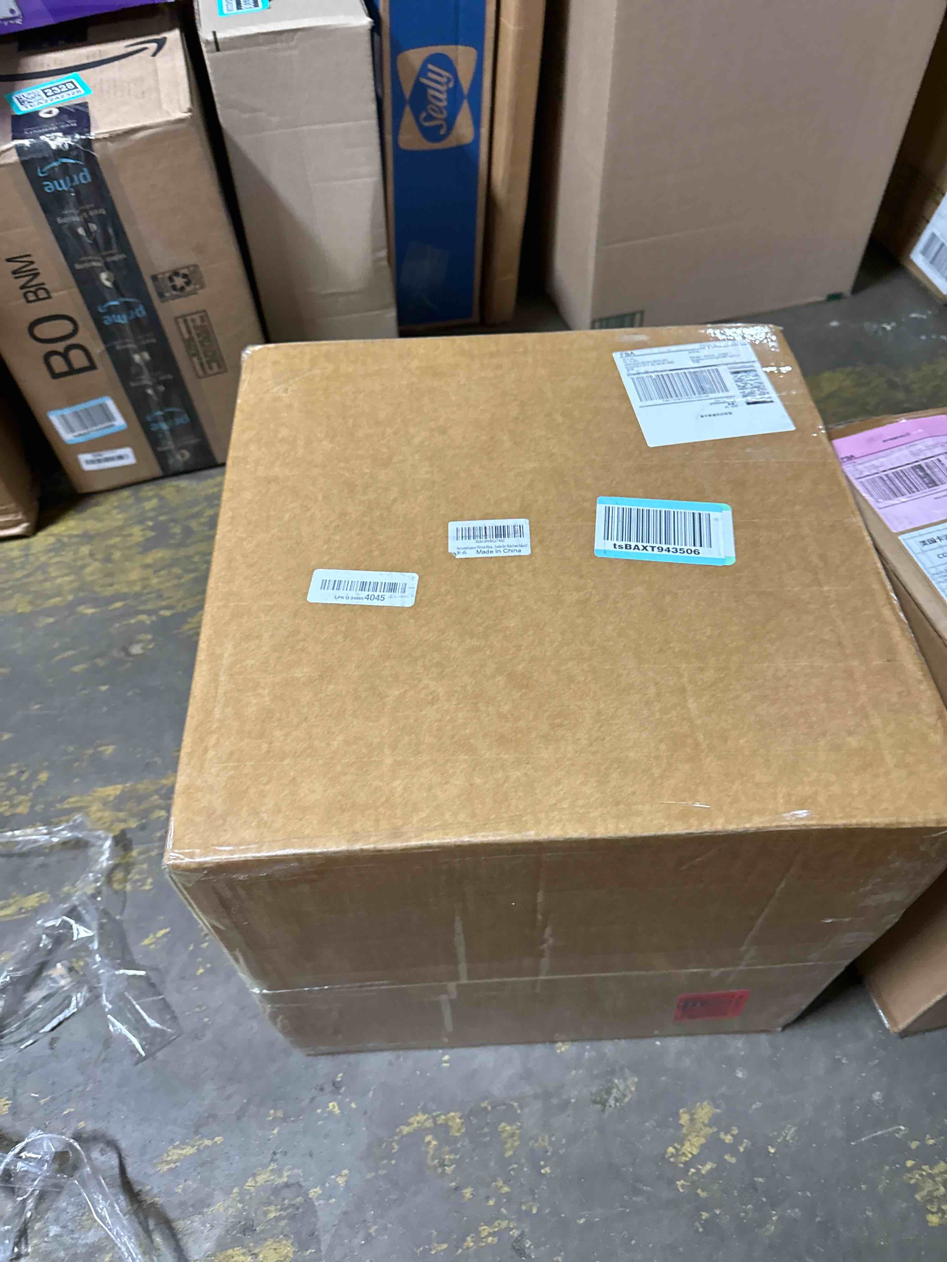 https://s3.amazonaws.com/lotting-images-prod/phillipi/GRA0380199_1750424277975.jpeg