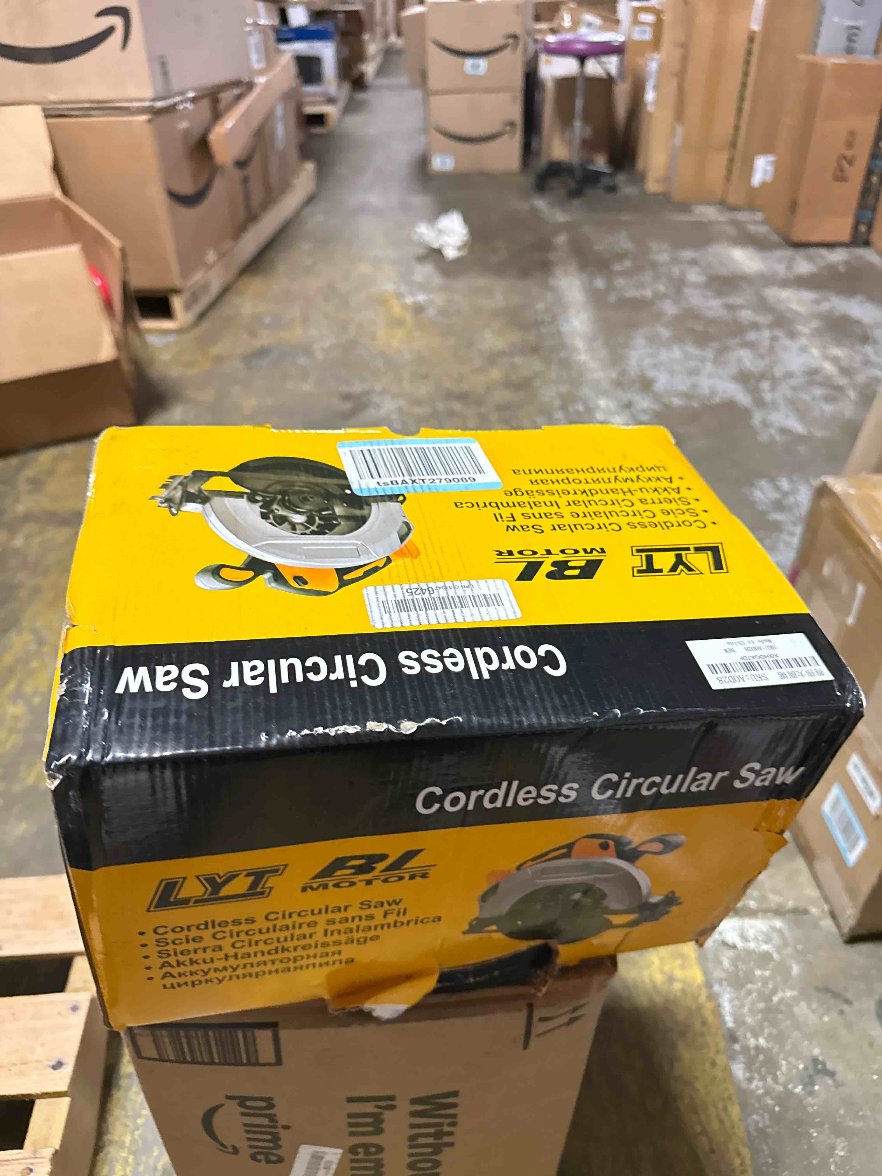 https://s3.amazonaws.com/lotting-images-prod/phillipi/GRA0380203_1750424164670.jpeg