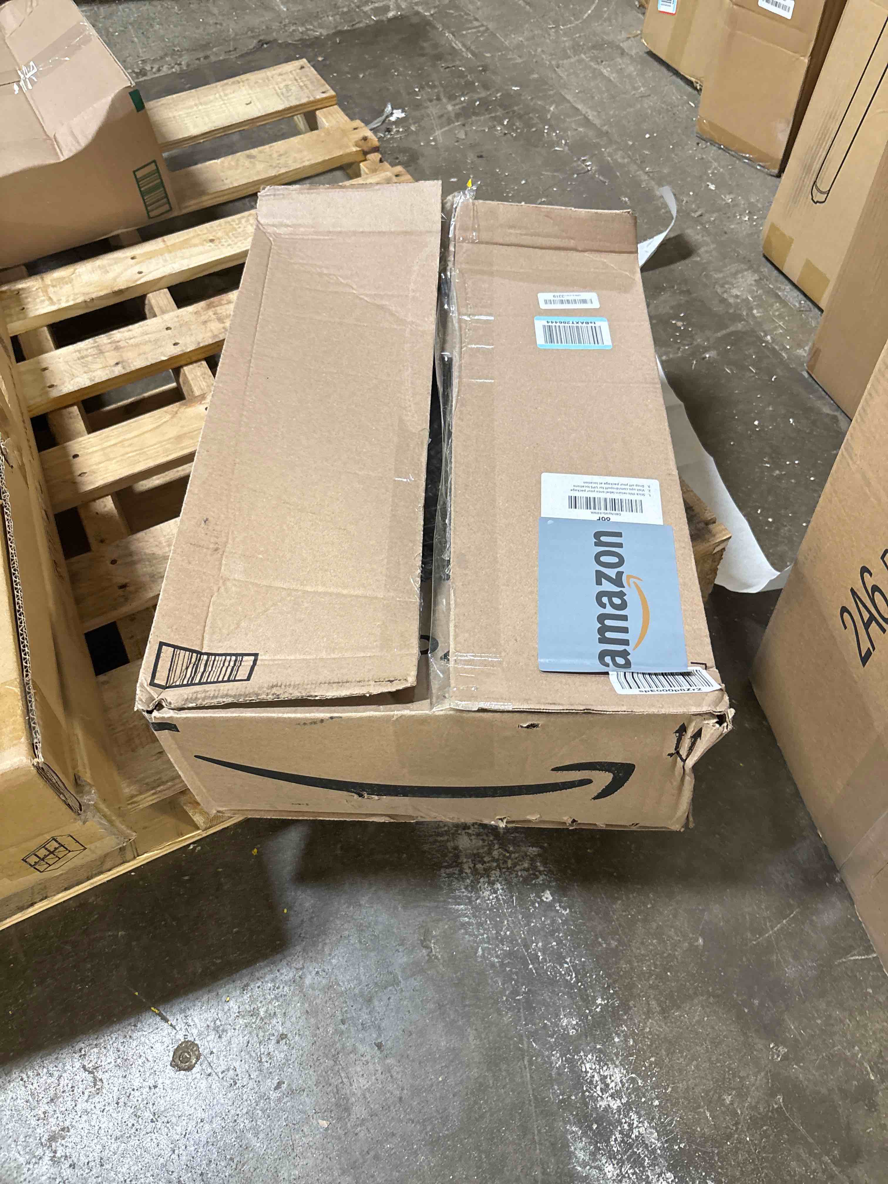 https://s3.amazonaws.com/lotting-images-prod/phillipi/GRA0380916_1749744803586.jpeg