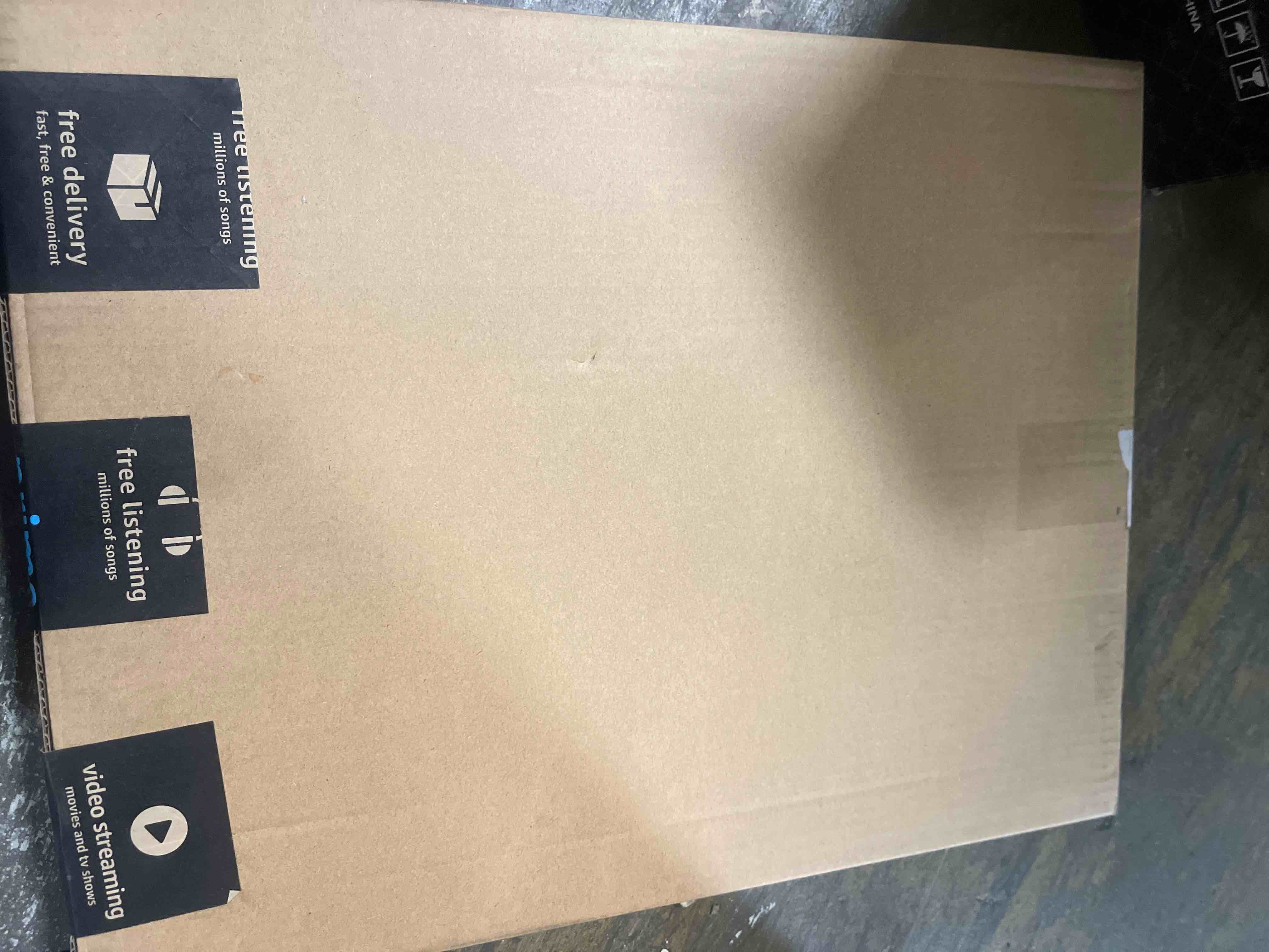 https://s3.amazonaws.com/lotting-images-prod/phillipi/GRA0382226_1759332277693.jpeg
