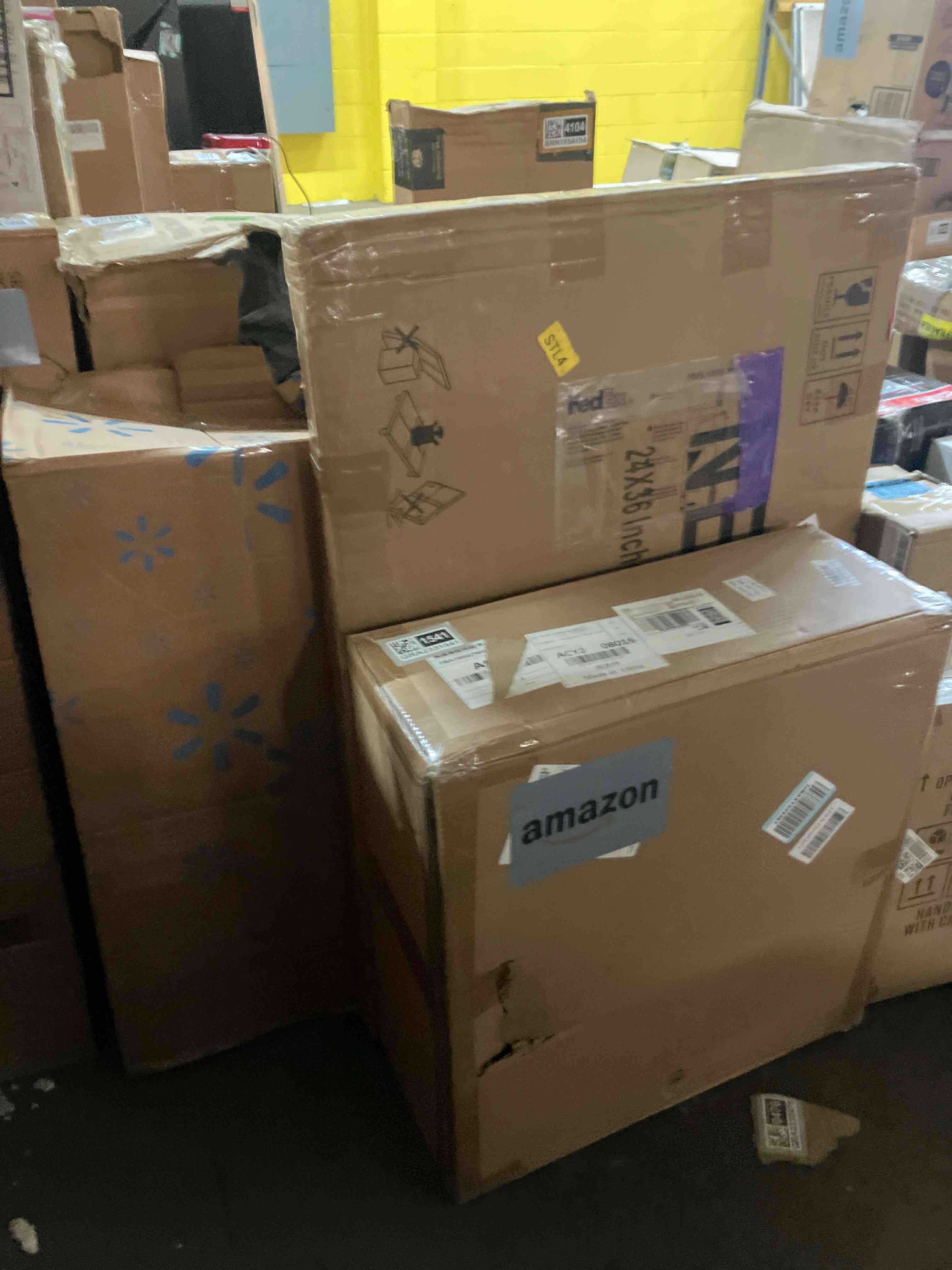 https://s3.amazonaws.com/lotting-images-prod/phillipi/GRA0382366_1756132558454.jpeg