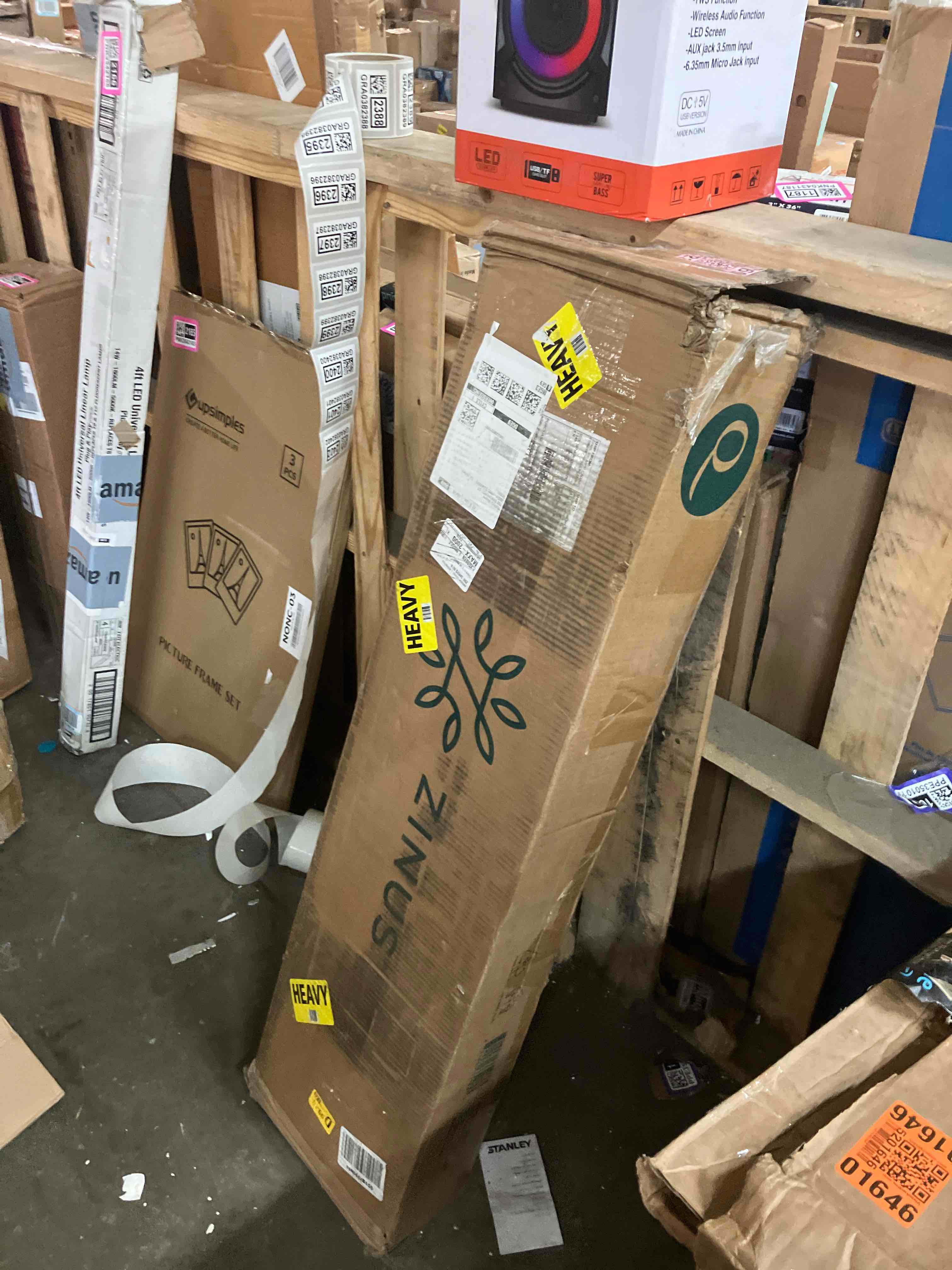 https://s3.amazonaws.com/lotting-images-prod/phillipi/GRA0382402_1756130637306.jpeg