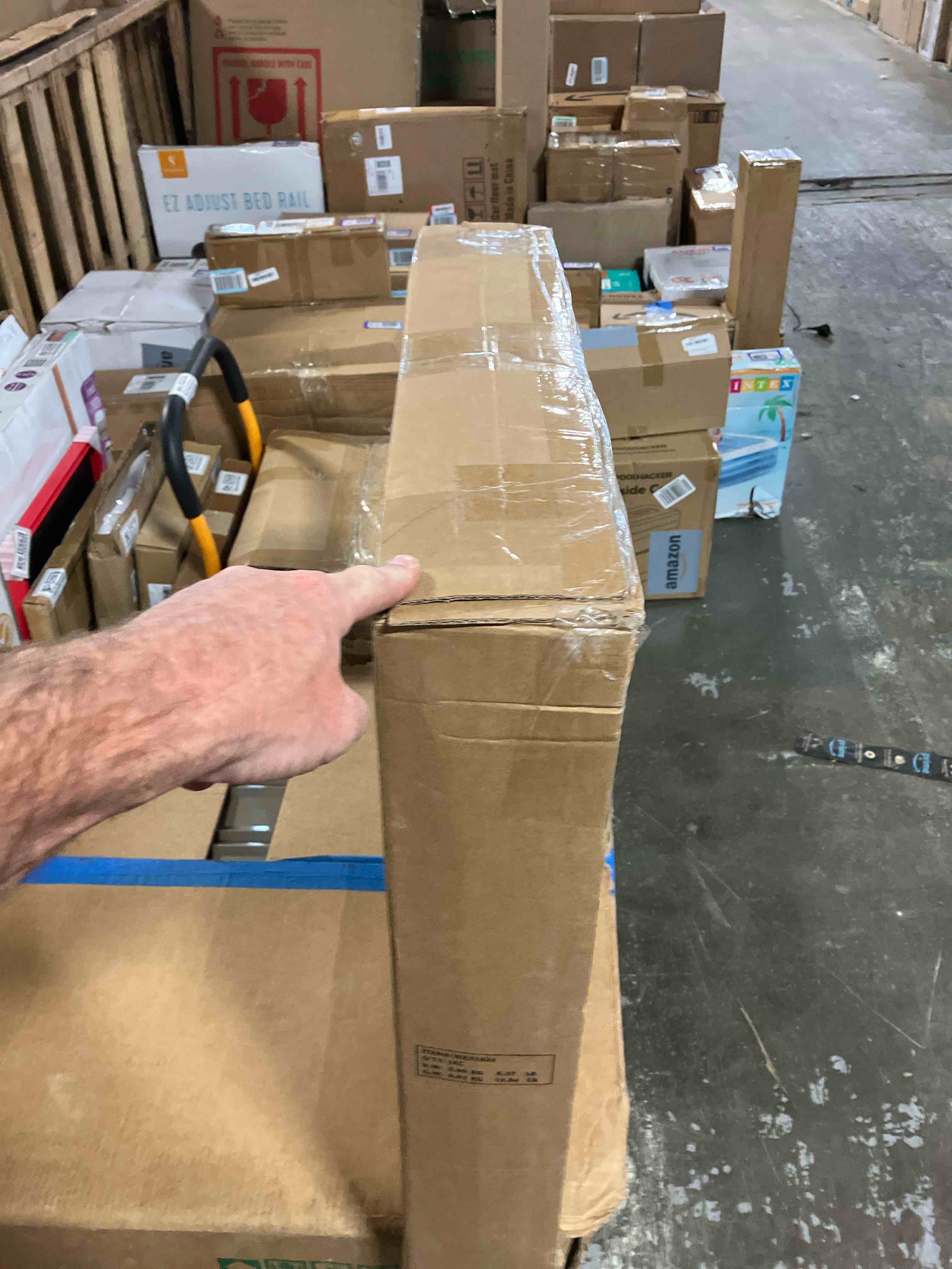 https://s3.amazonaws.com/lotting-images-prod/phillipi/GRA0382575_1755783730502.jpeg