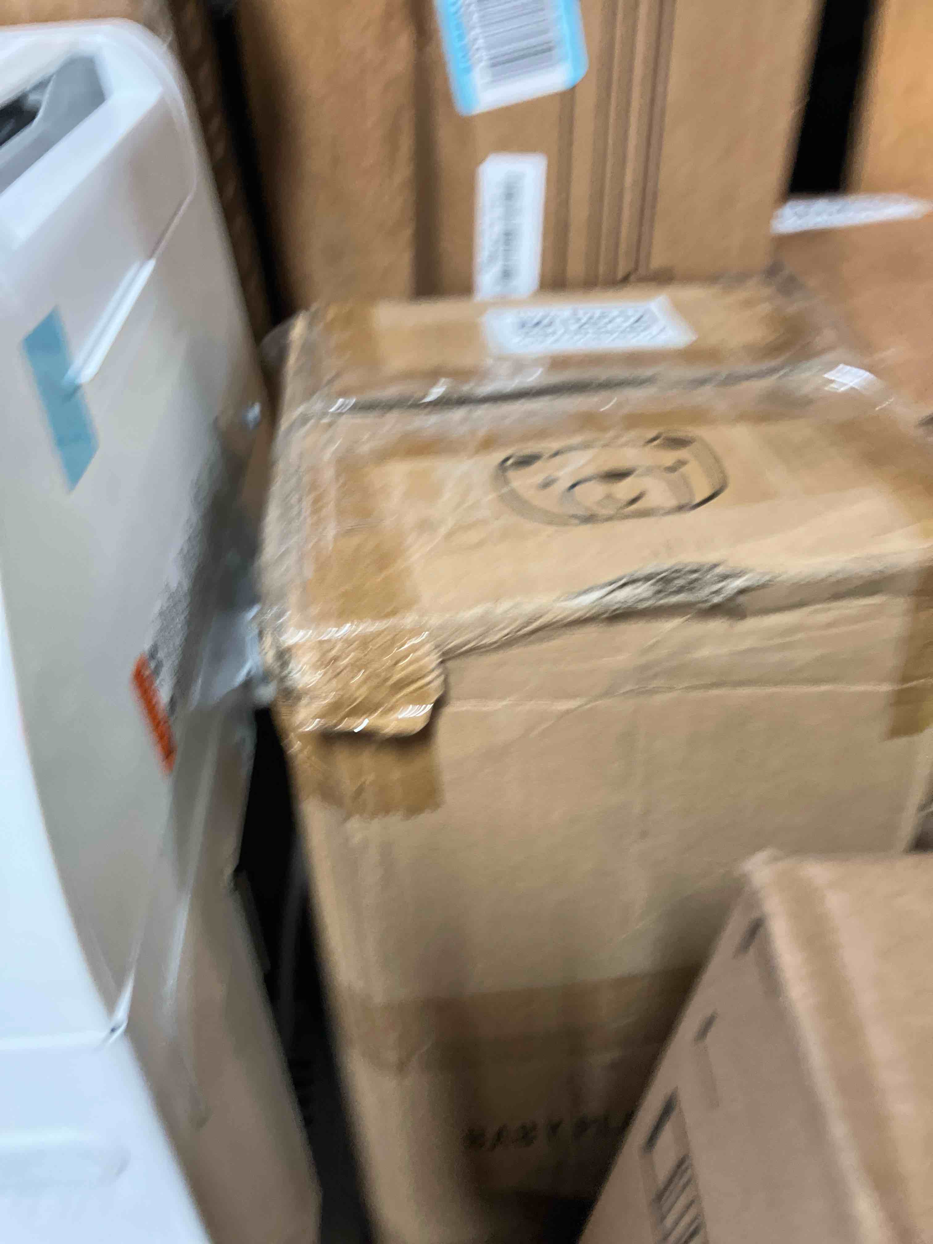 https://s3.amazonaws.com/lotting-images-prod/phillipi/GRA0382613_1755703829877.jpeg