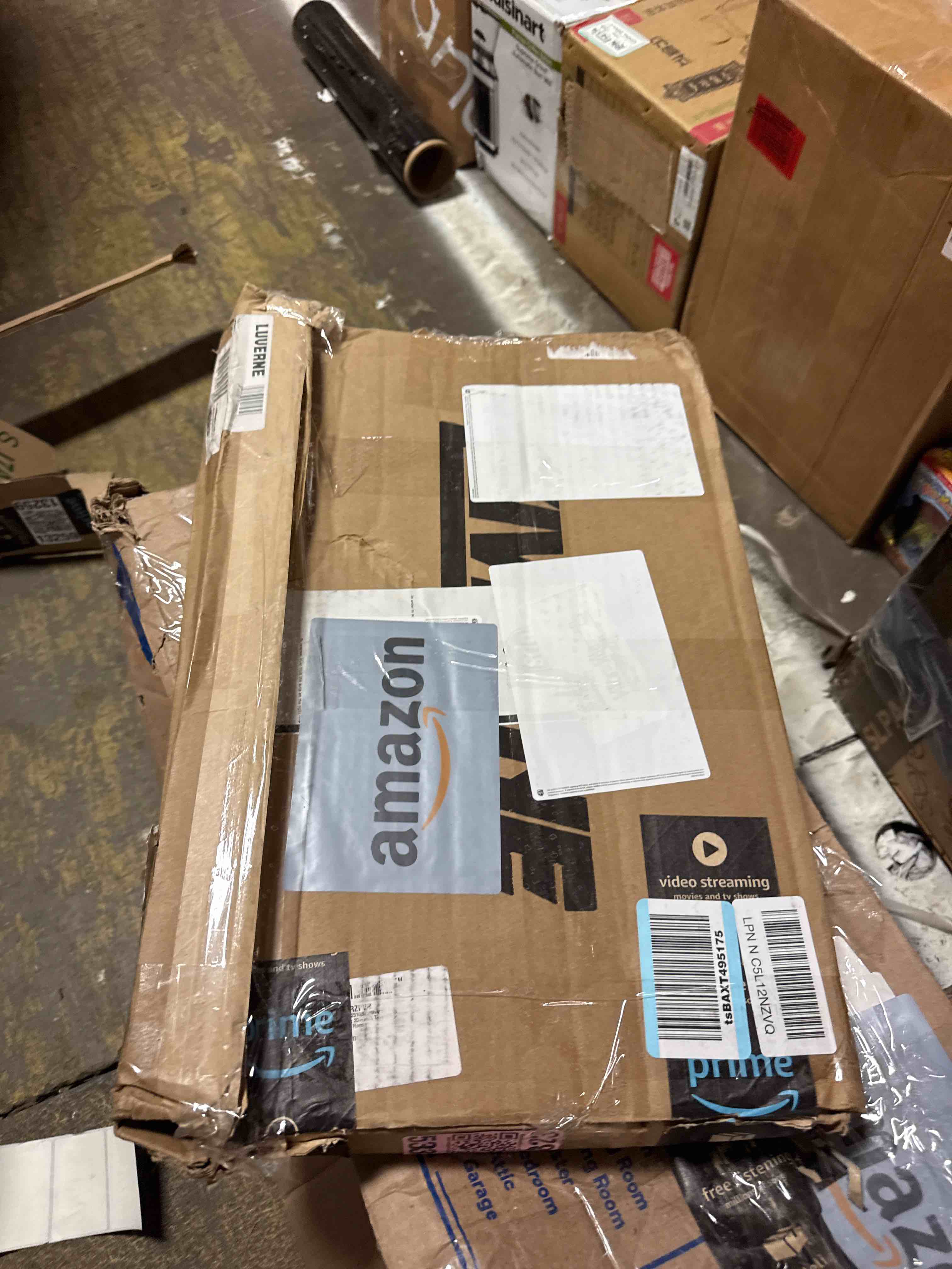 https://s3.amazonaws.com/lotting-images-prod/phillipi/GRA0382793_1754064157948.jpeg