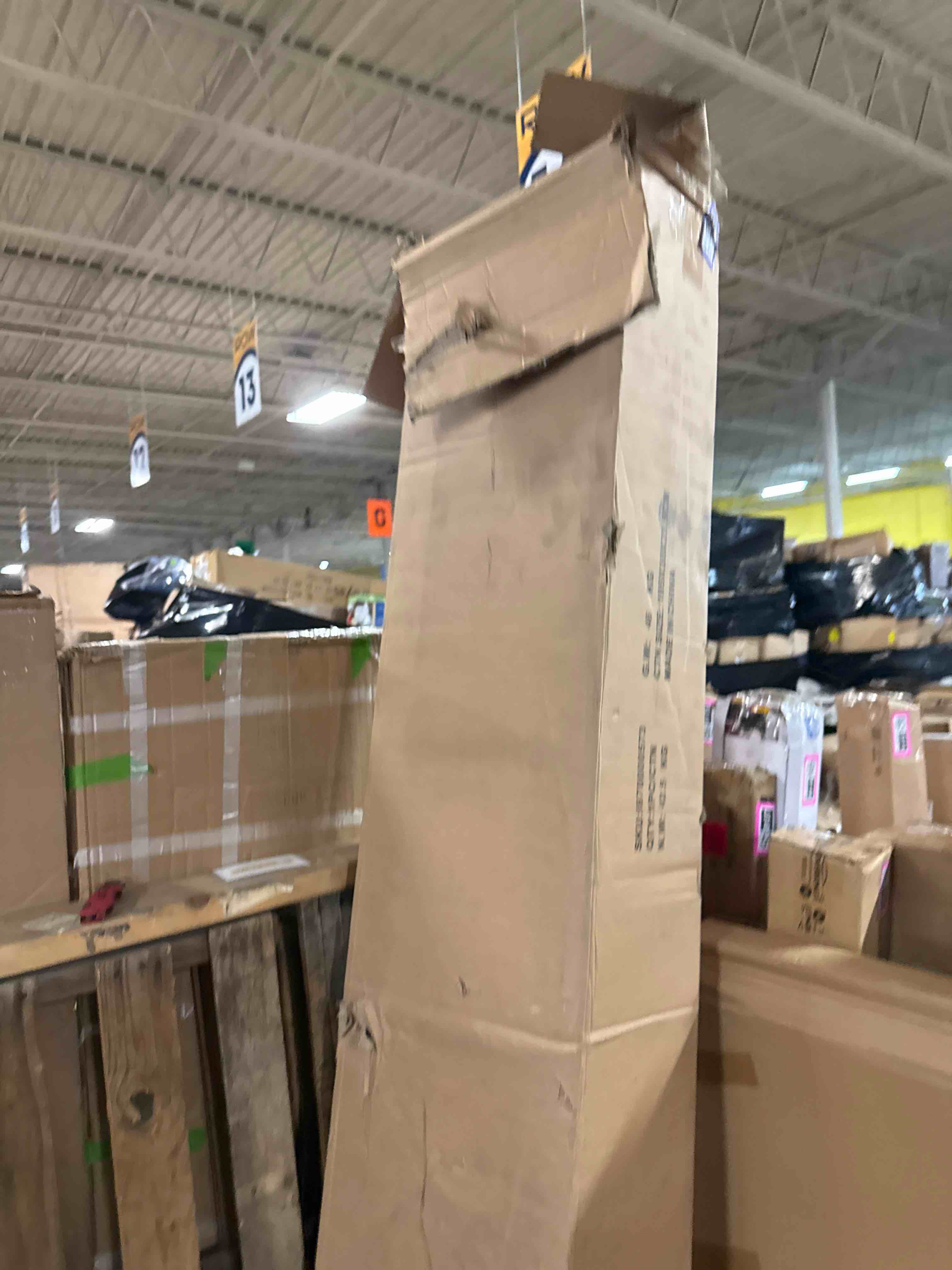 https://s3.amazonaws.com/lotting-images-prod/phillipi/GRA0382873_1754056955573.jpeg