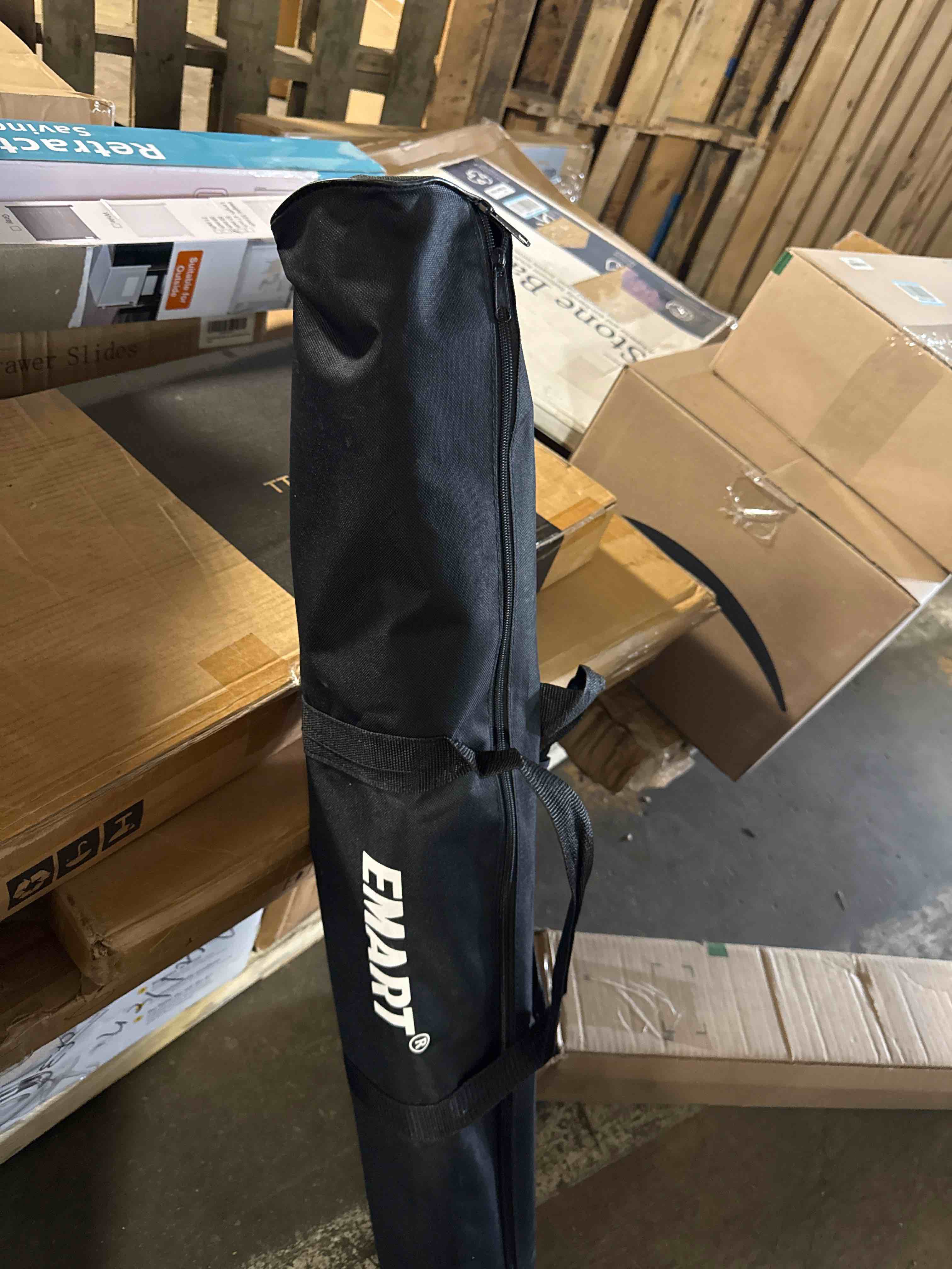 https://s3.amazonaws.com/lotting-images-prod/phillipi/GRA0383299_1752598214169.jpeg
