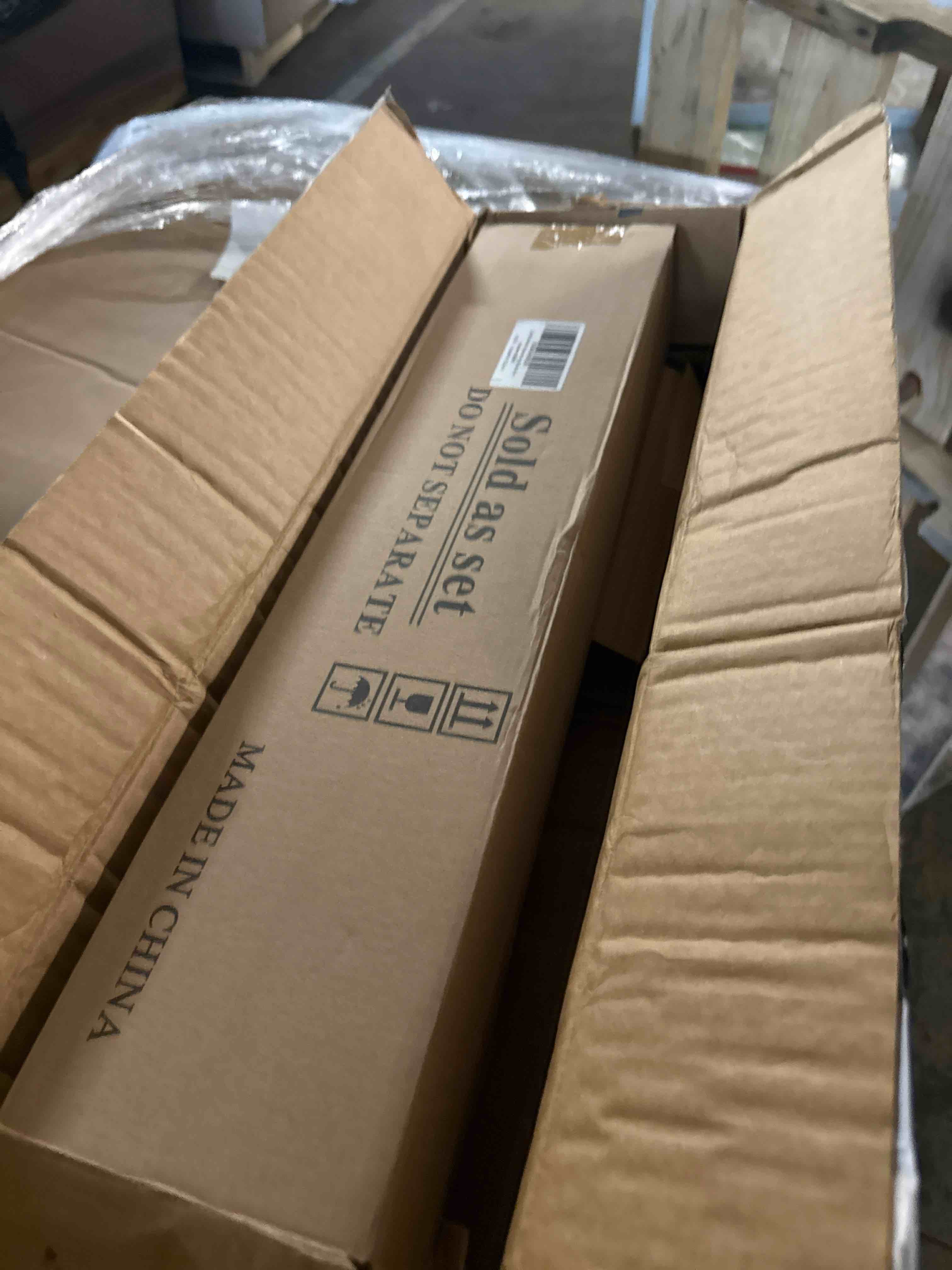 https://s3.amazonaws.com/lotting-images-prod/phillipi/GRA0383367_1752588857318.jpeg