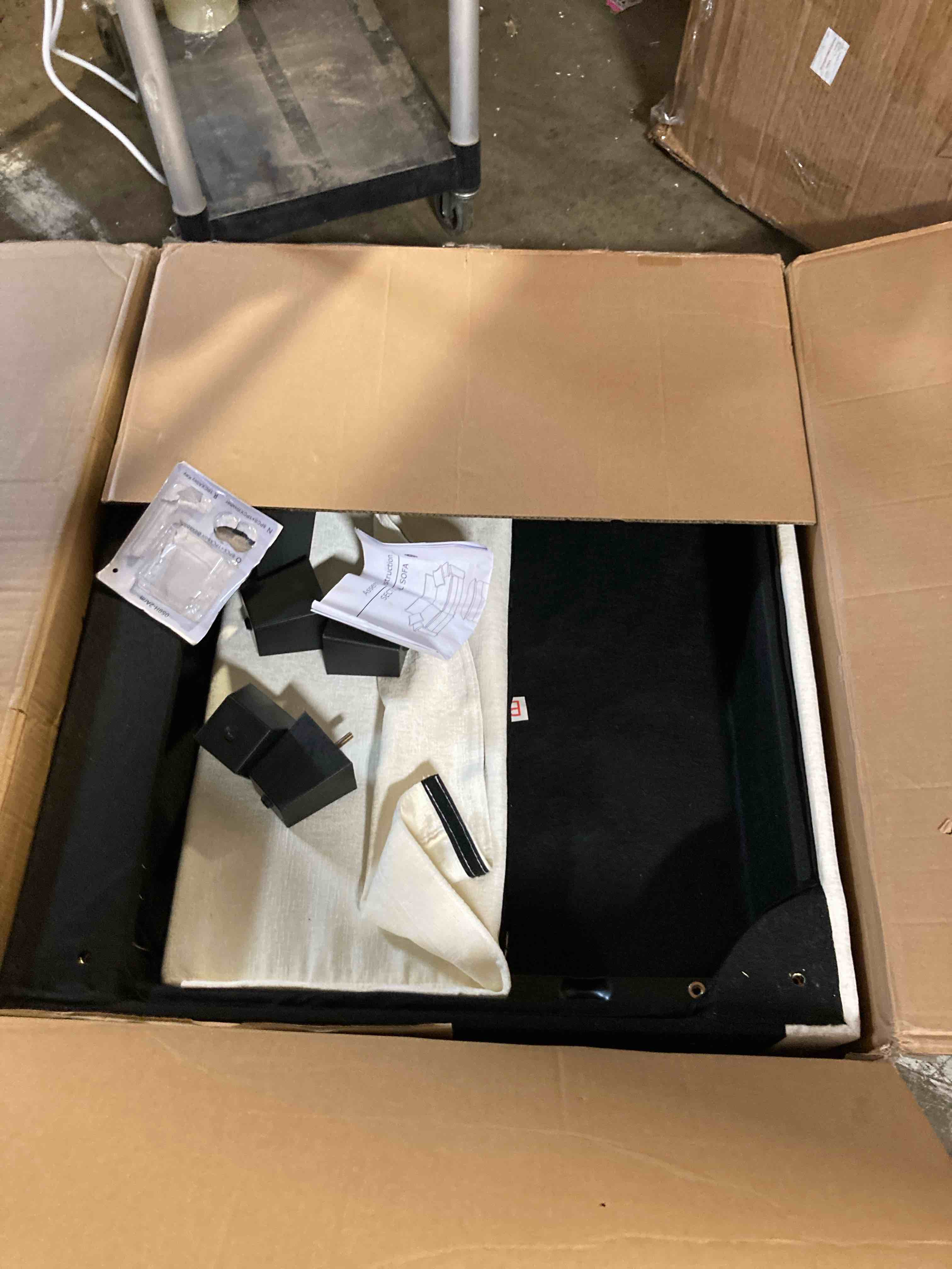 https://s3.amazonaws.com/lotting-images-prod/phillipi/GRA0383560_1750962469226.jpeg