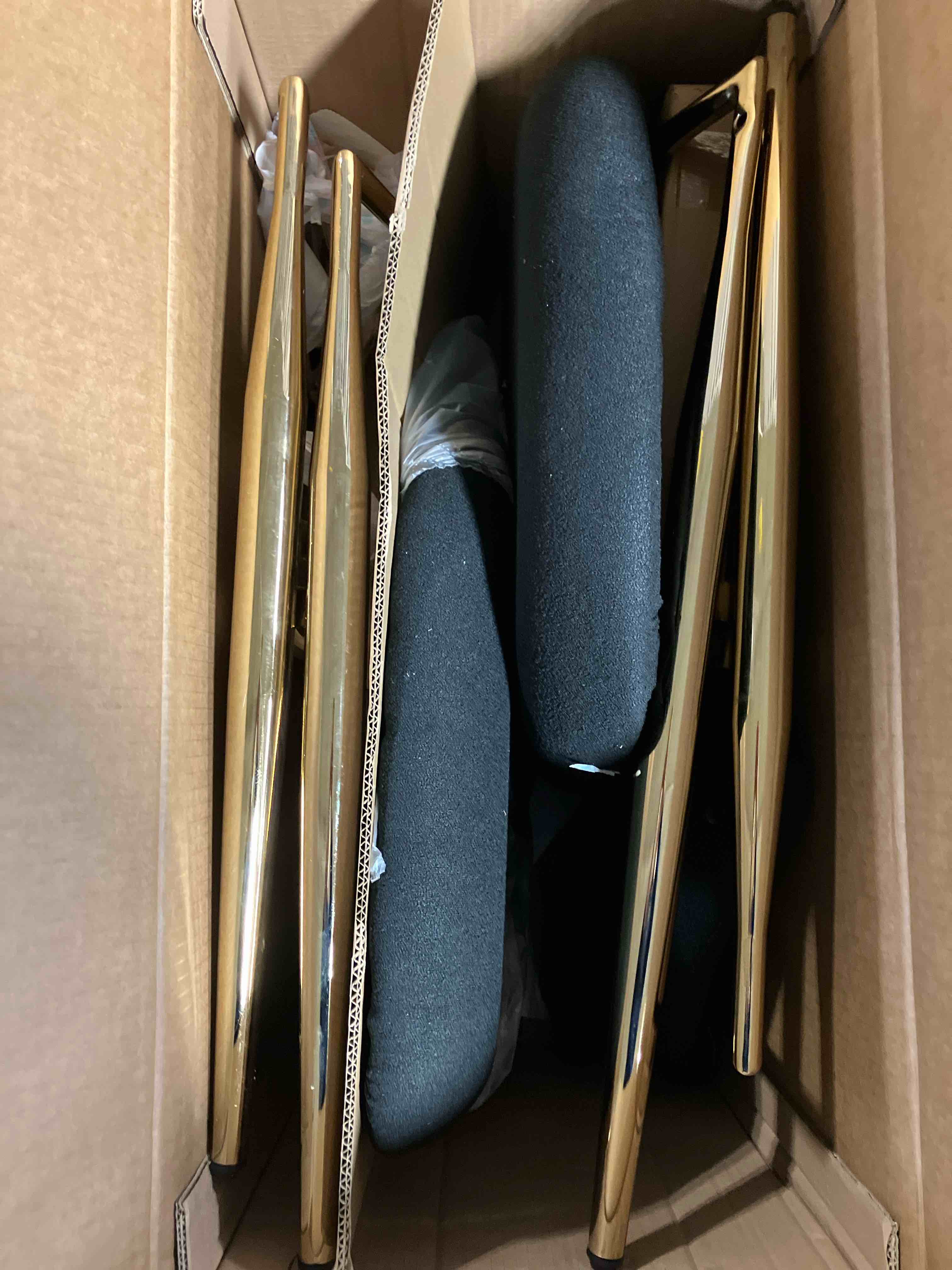 https://s3.amazonaws.com/lotting-images-prod/phillipi/GRA0383950_1747675473177.jpeg