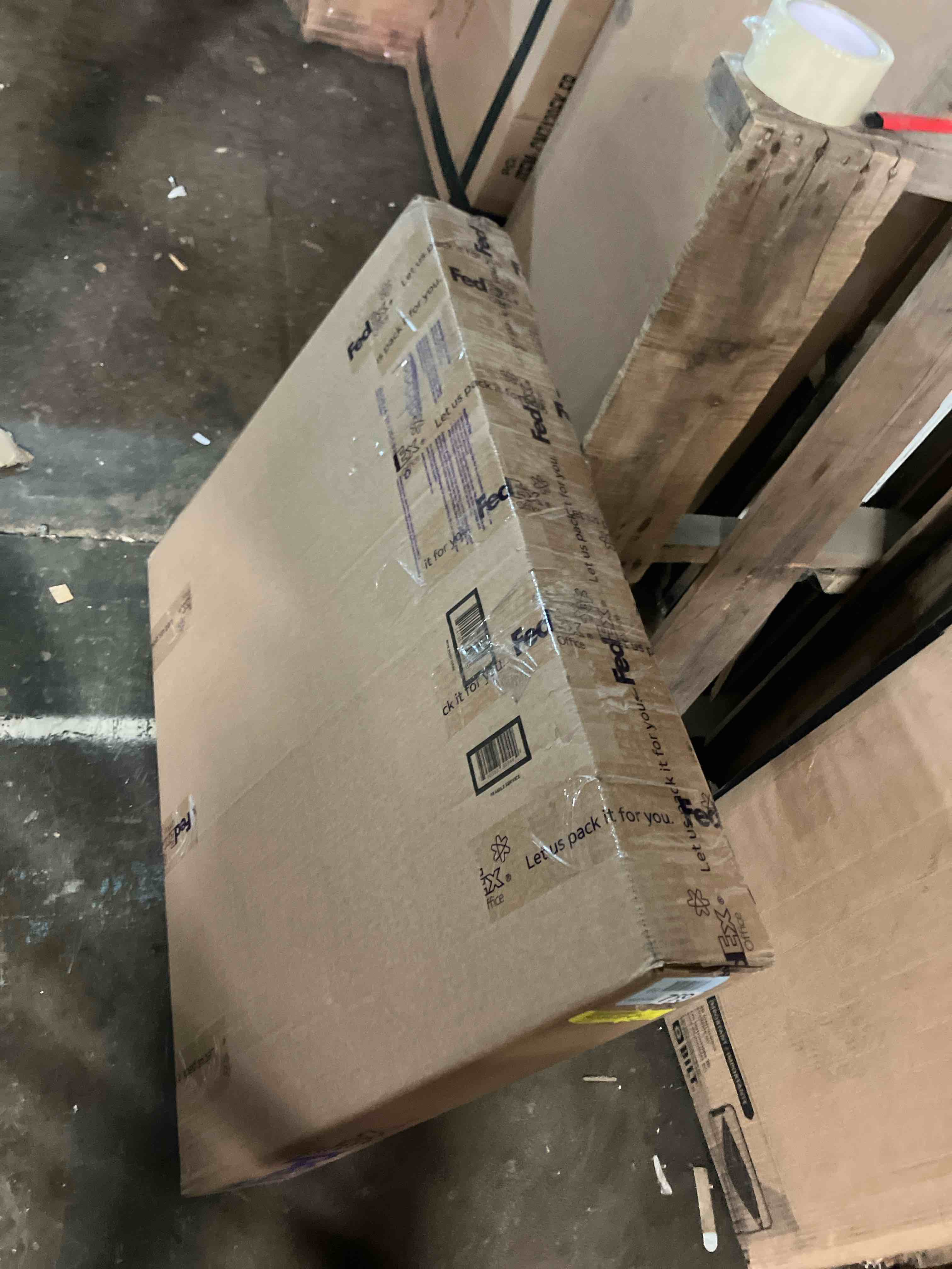 https://s3.amazonaws.com/lotting-images-prod/phillipi/GRA0384506_1746555466701.jpeg