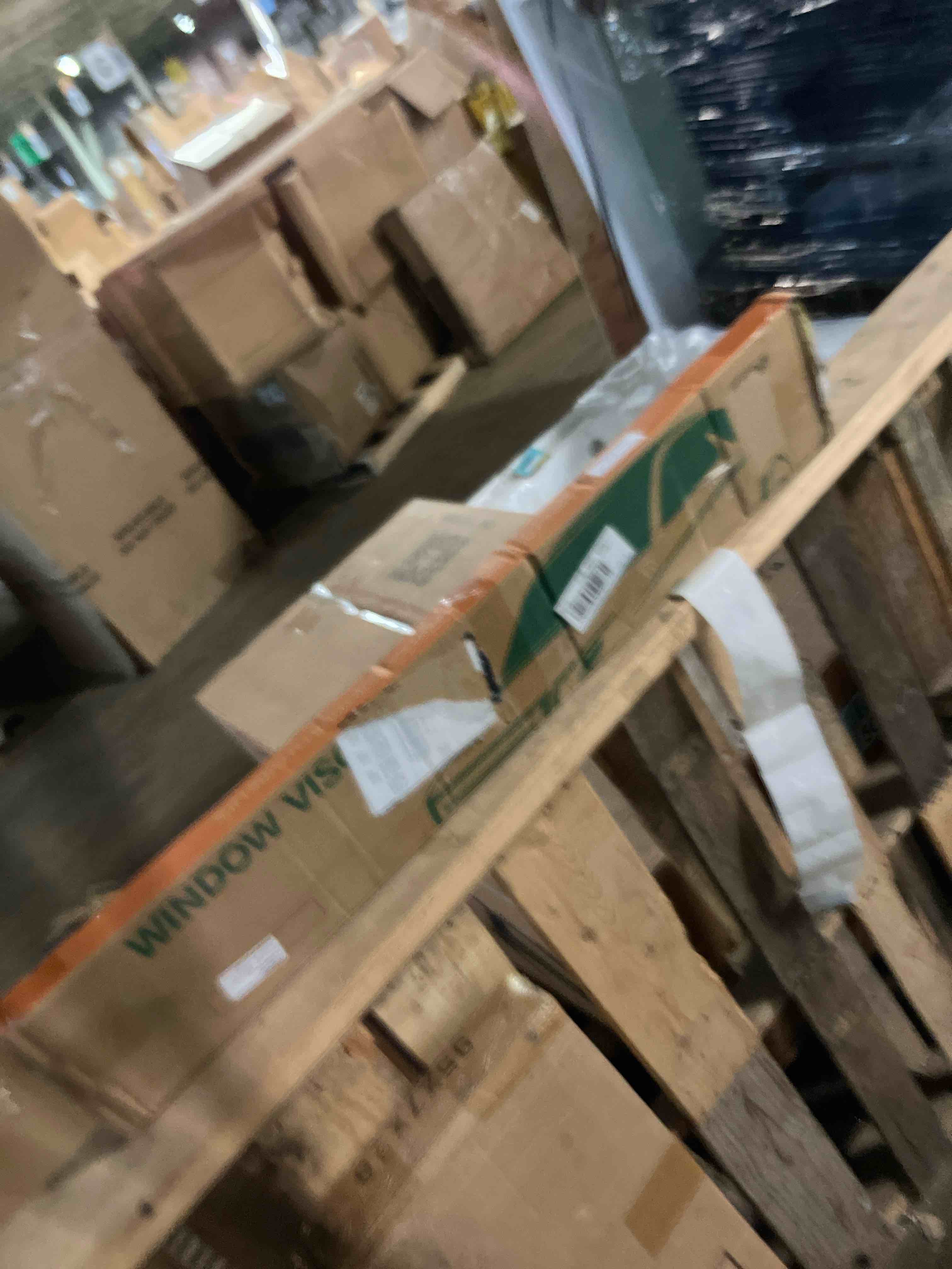 https://s3.amazonaws.com/lotting-images-prod/phillipi/GRA0384531_1746559265232.jpeg