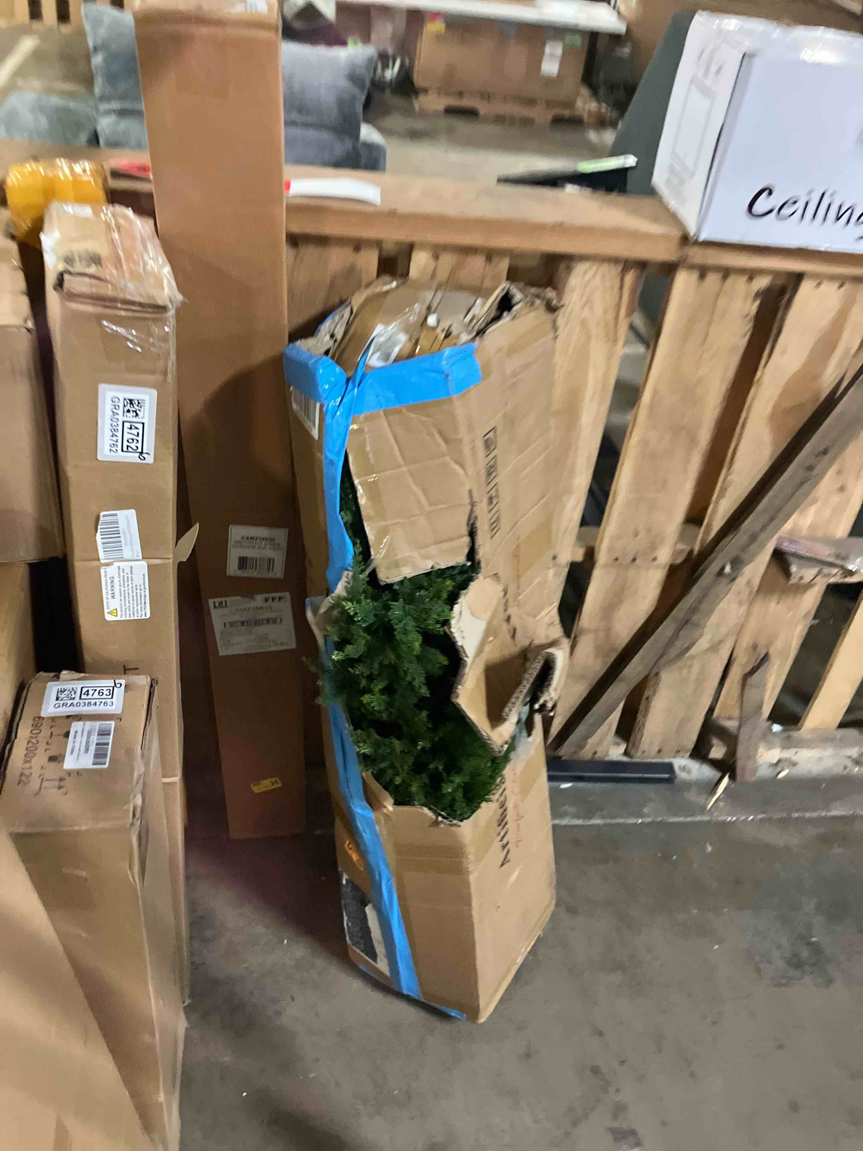 https://s3.amazonaws.com/lotting-images-prod/phillipi/GRA0384766_1746204298374.jpeg