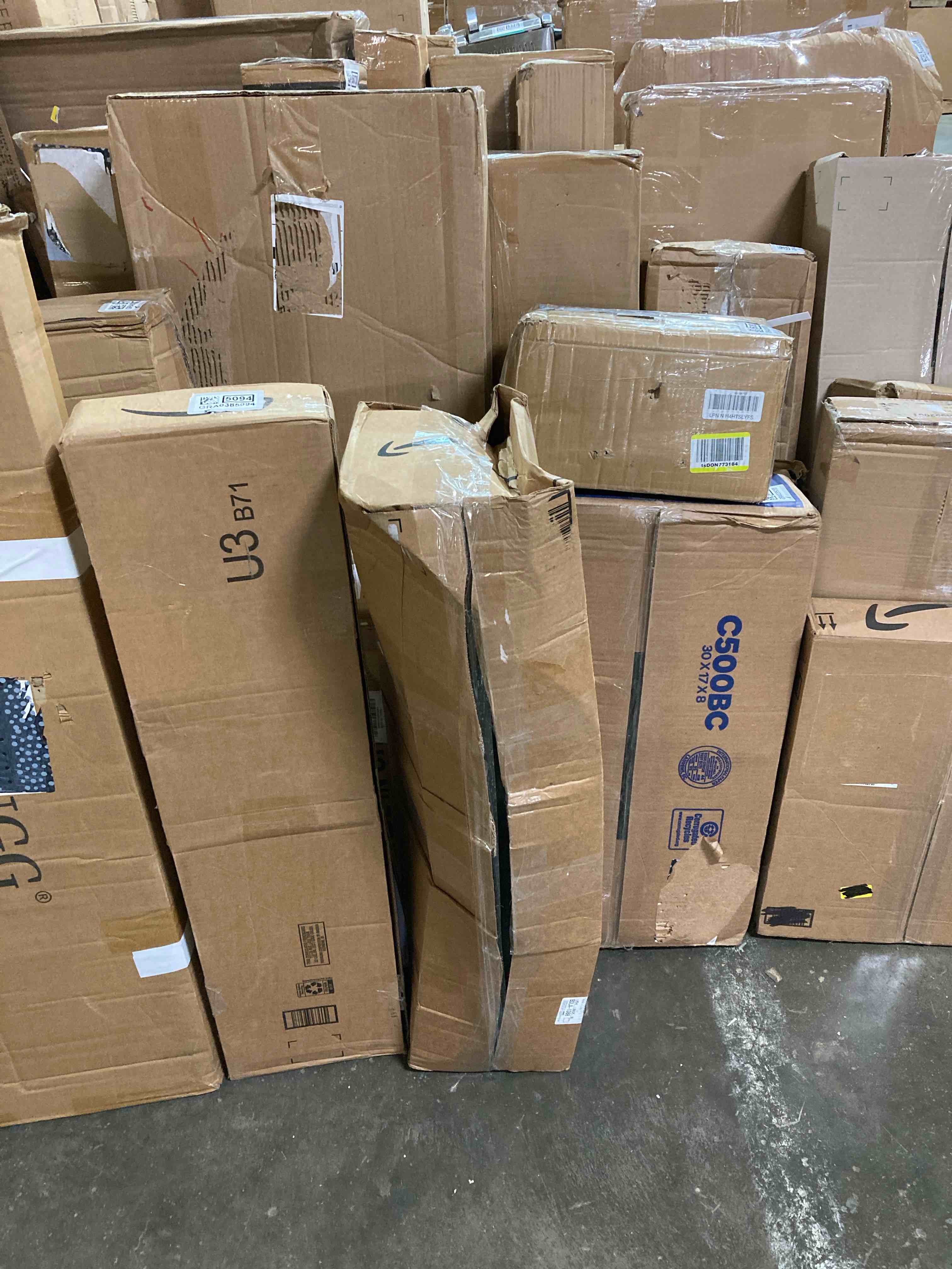 https://s3.amazonaws.com/lotting-images-prod/phillipi/GRA0385095_1745941336799.jpeg