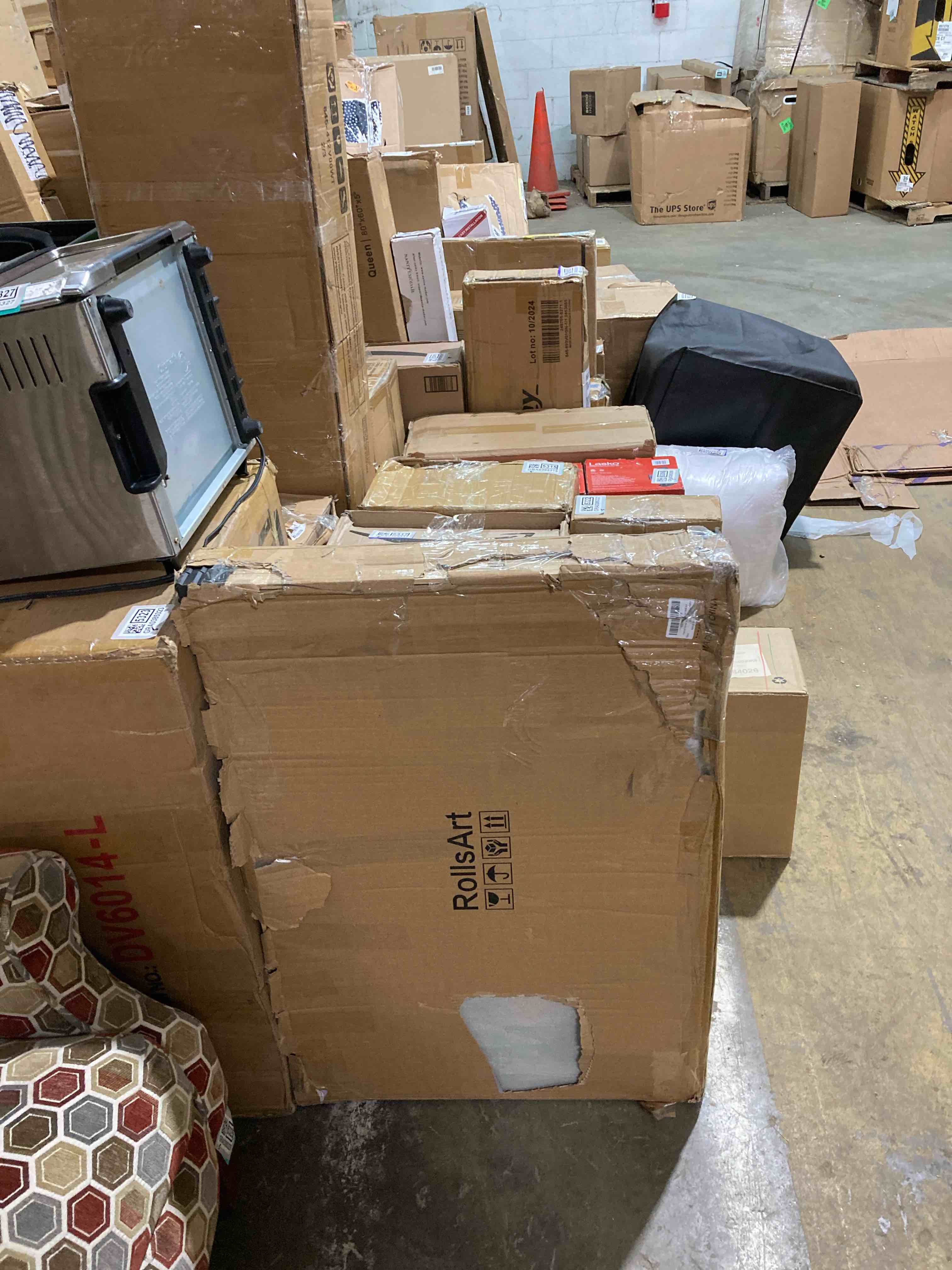 https://s3.amazonaws.com/lotting-images-prod/phillipi/GRA0385328_1745934182510.jpeg