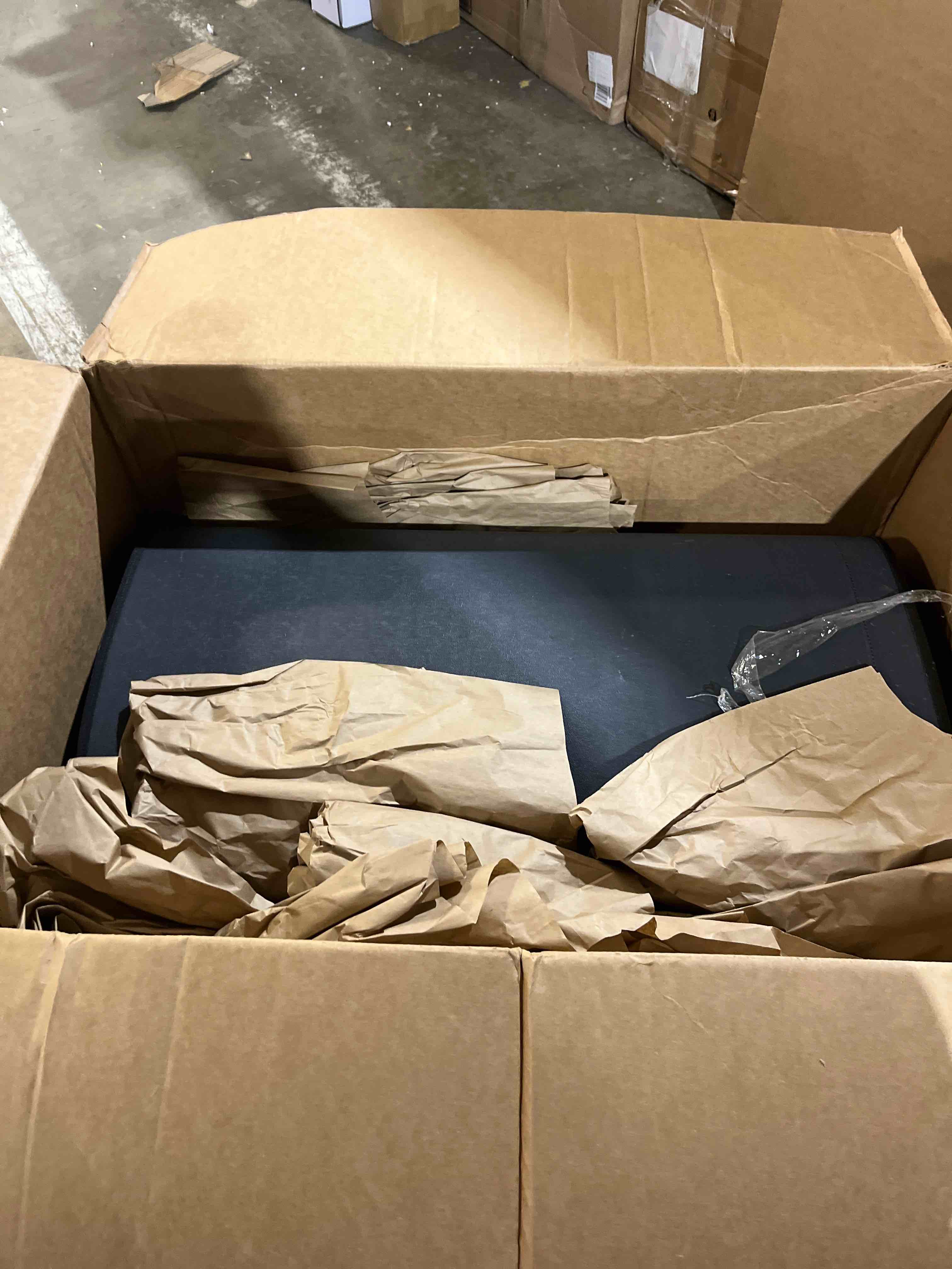 https://s3.amazonaws.com/lotting-images-prod/phillipi/GRA0385371_1745857247781.jpeg